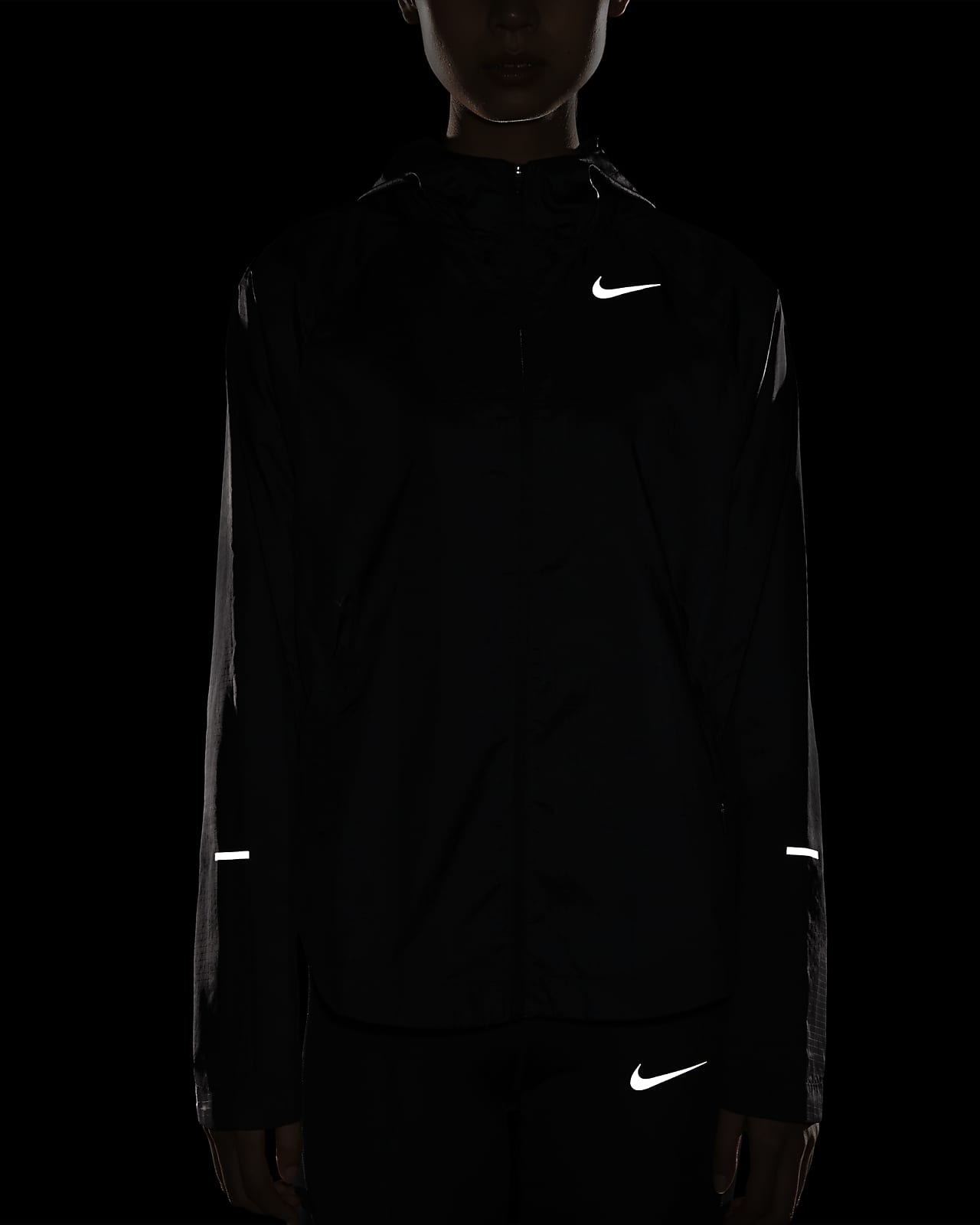 nike essential women's running jacket