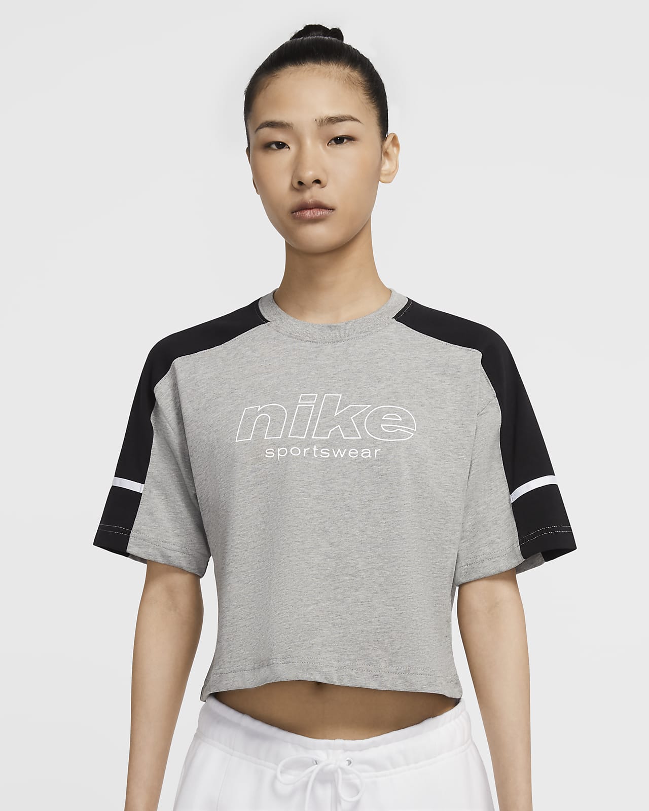 women's nike sportswear logo crew top