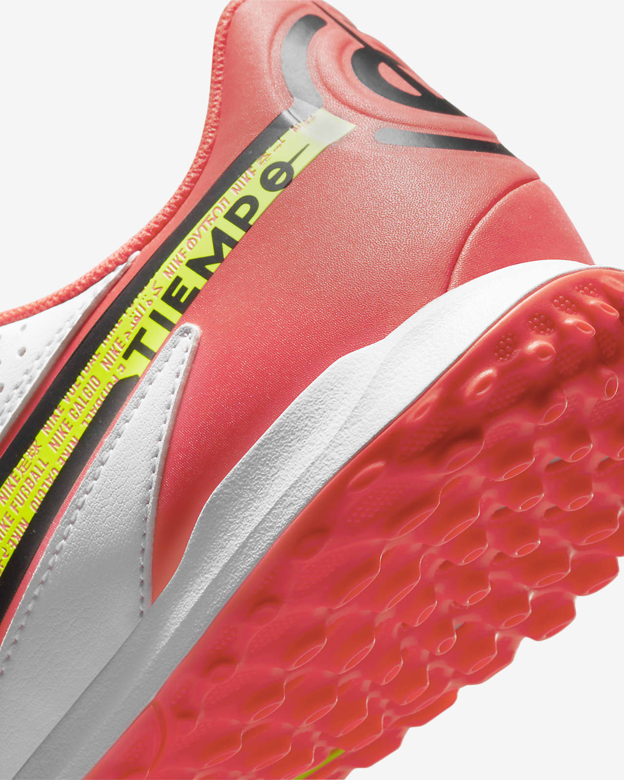 Nike公式 ナイキ ティエンポ レジェンド 9 アカデミー Tf ターフ サッカーシューズ オンラインストア 通販サイト