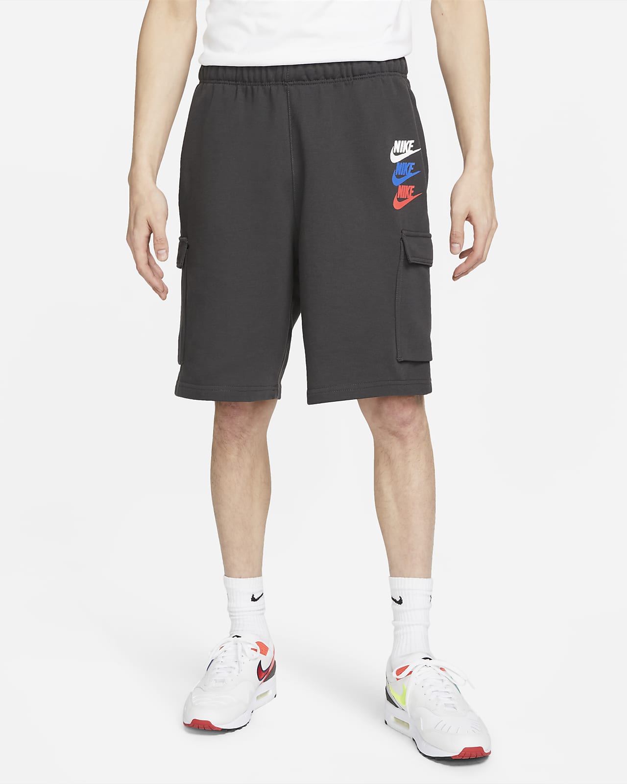 Cargo Shorts. Nike DK