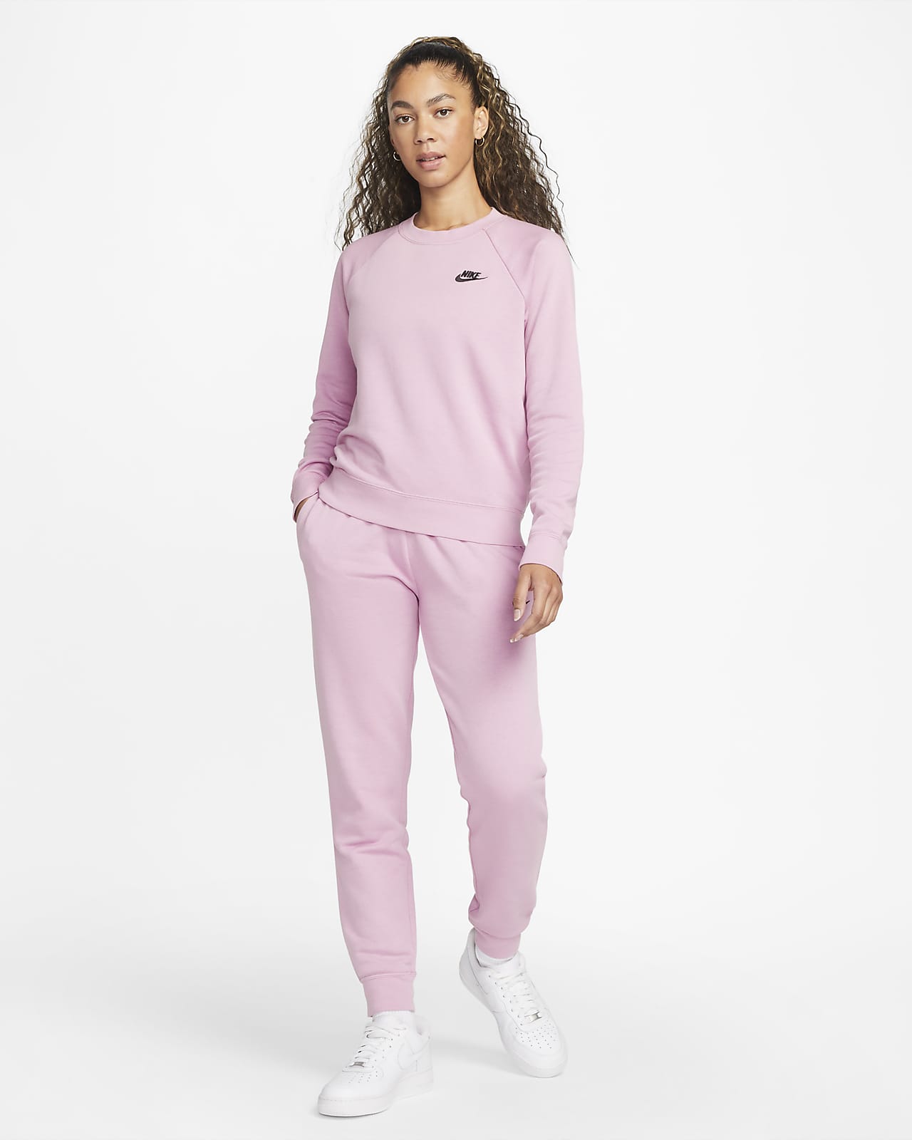 Nike Sportswear Essential Women's Fleece Sweatshirt. Nike DK