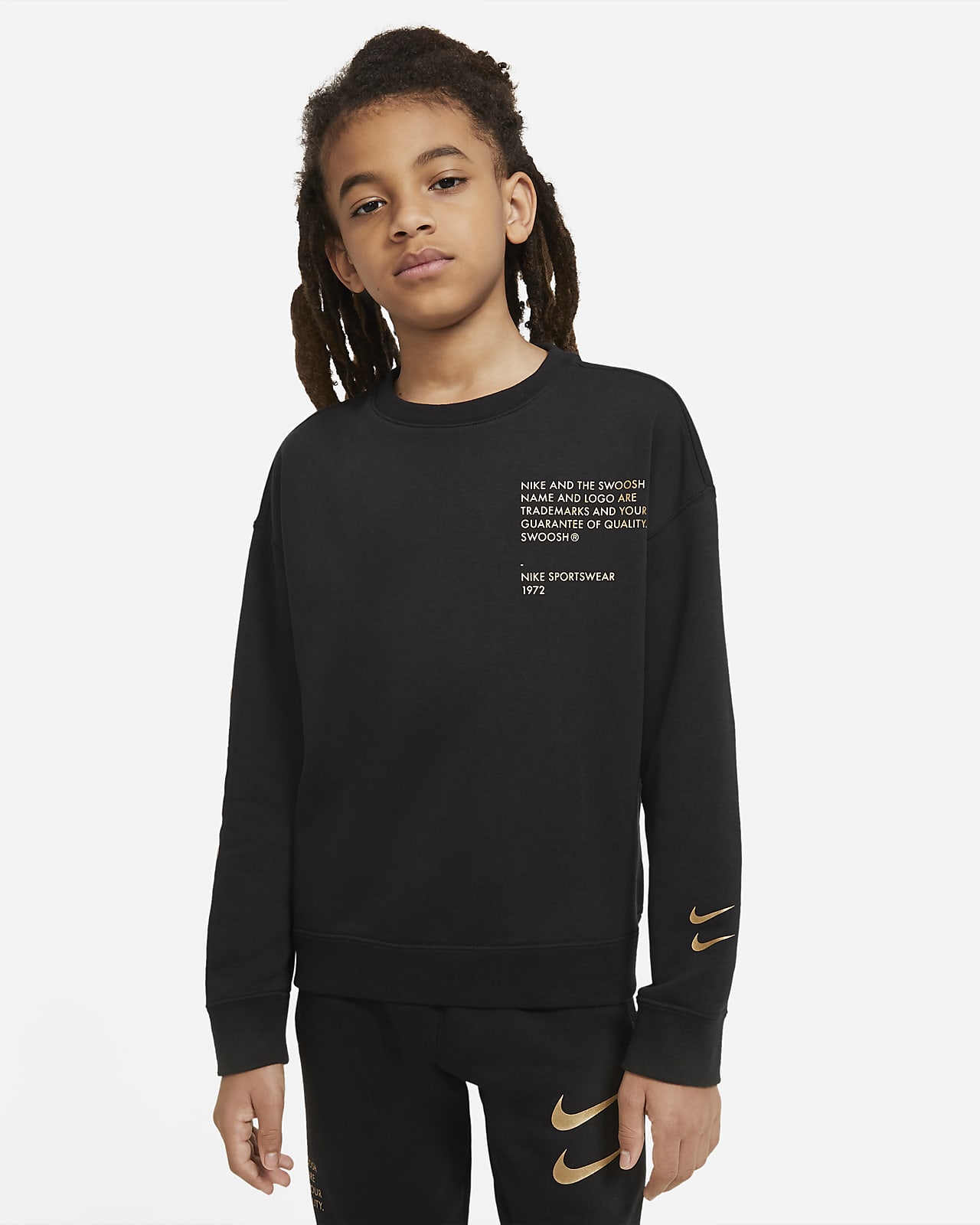 Nike Sportswear Swoosh genser til store barn (gutt). Nike NO Hettegenser til barn og tilbud på langermet t skjorte