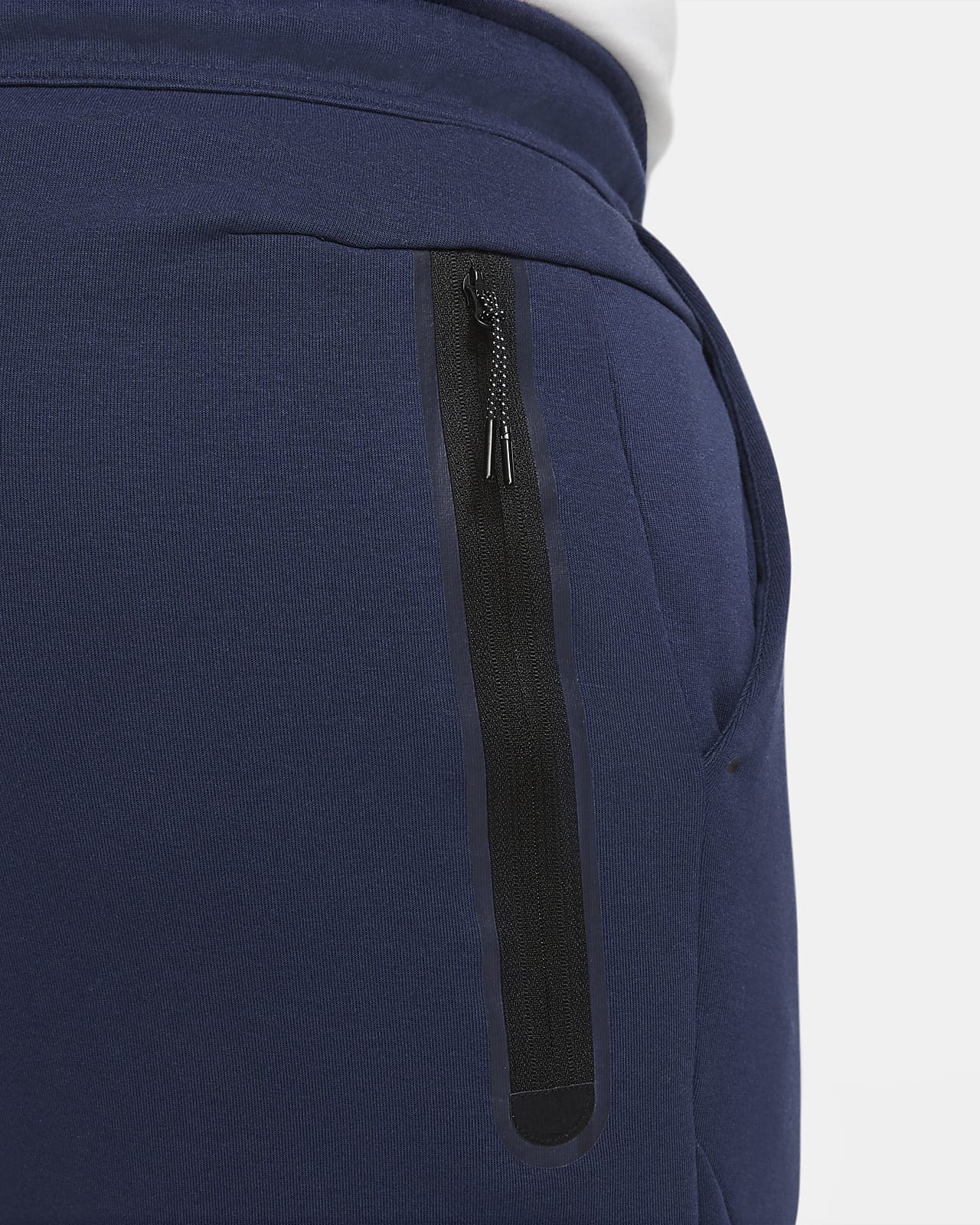 Nike Men's Tech Fleece Jogger Sweatpants in Midnight Navy/Black