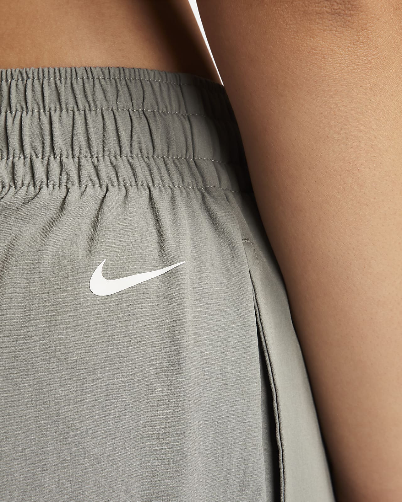 Nike Sportswear Women's Woven Trousers. Nike IN