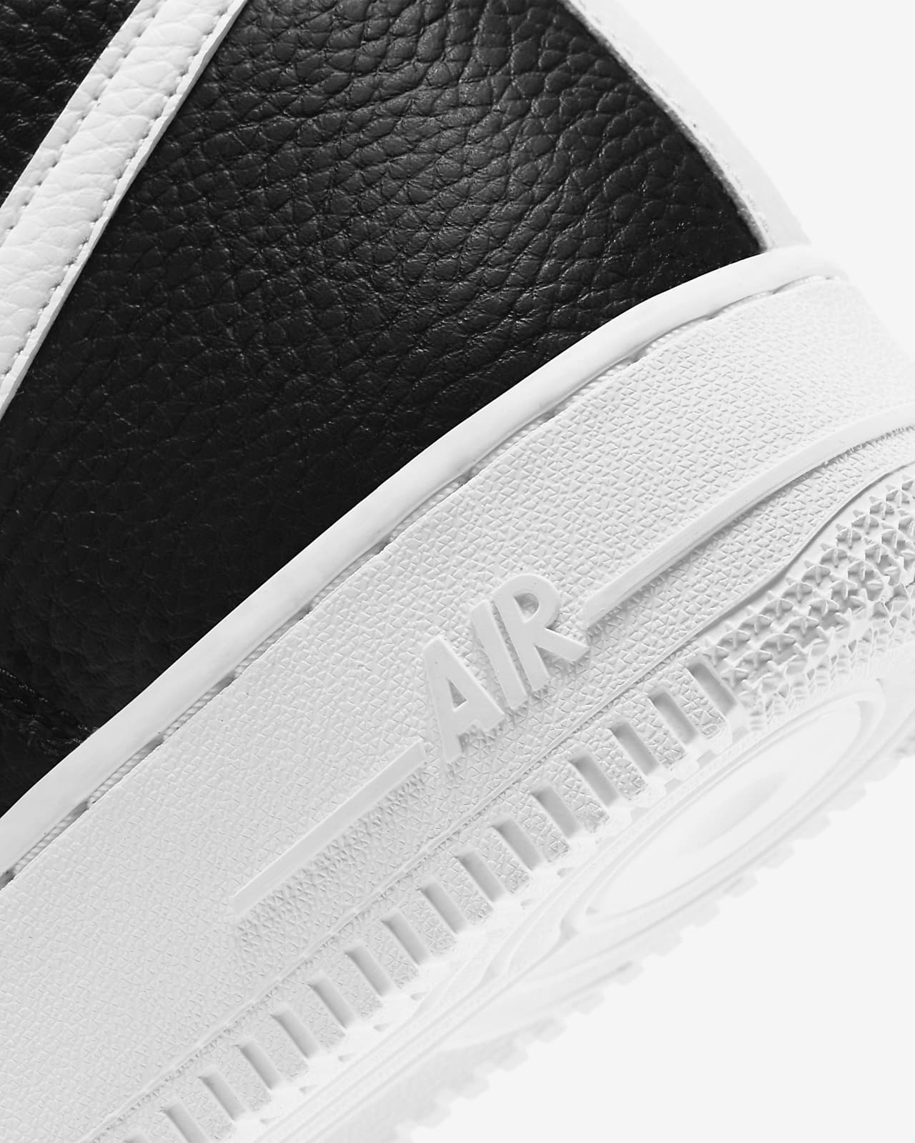 Nike Air Force 1 '07 - Black | White / 13
