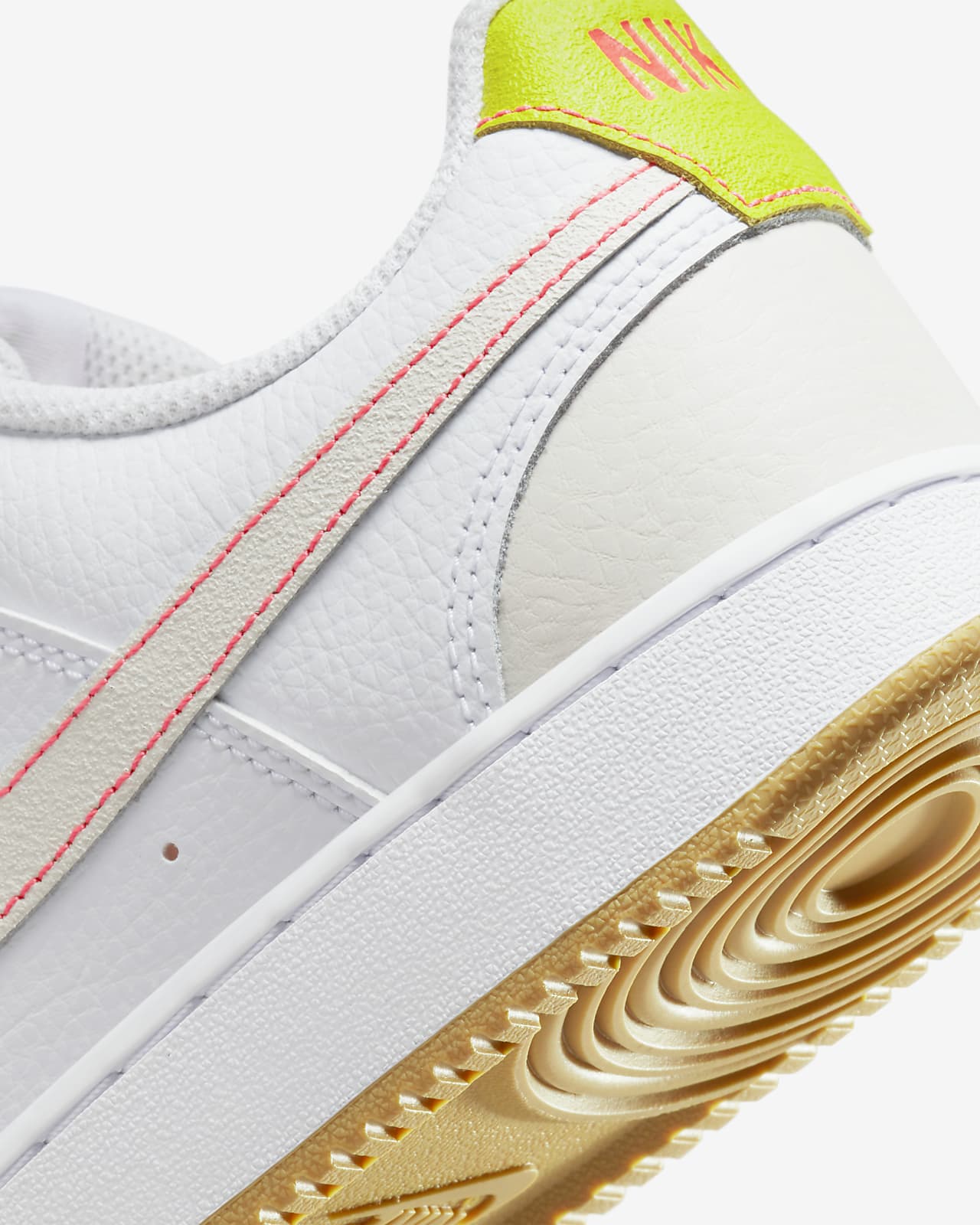 Site lijn binding maak je geïrriteerd Nike Court Vision Low Women's Shoes. Nike.com