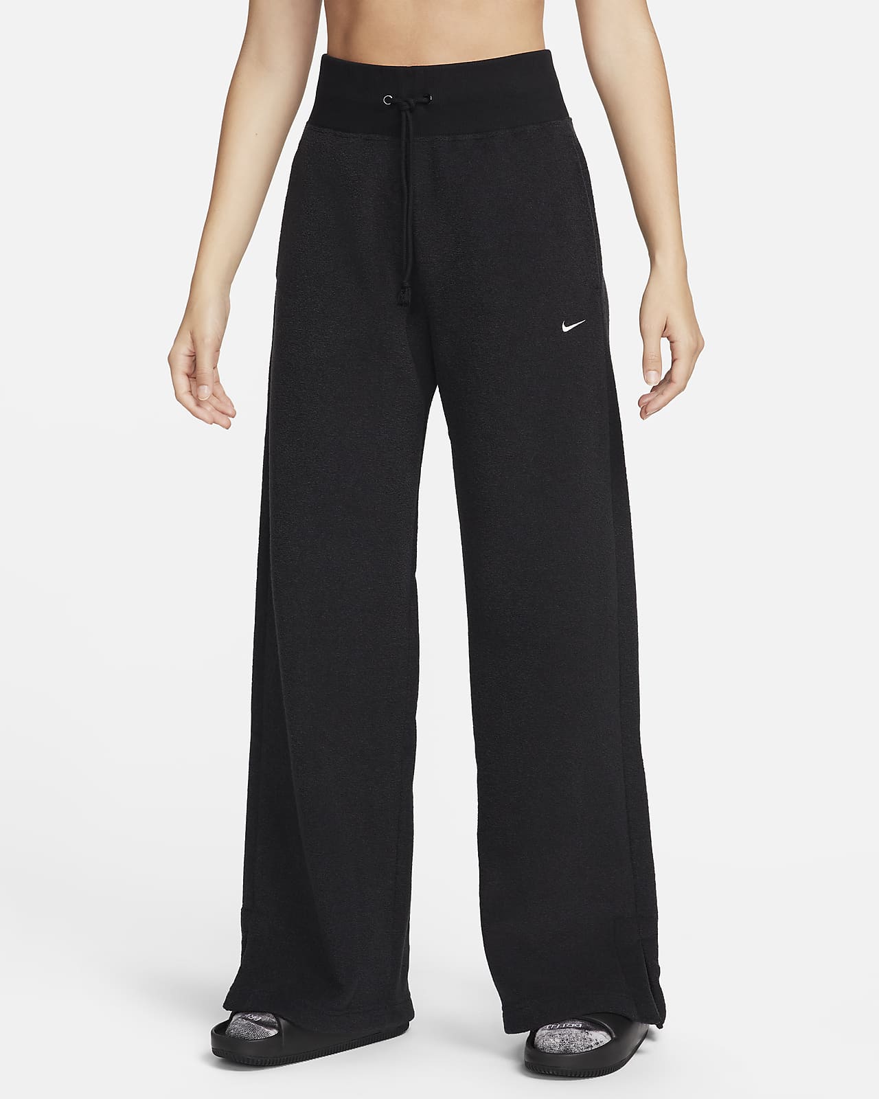 Nike Sportswear Phoenix Plush vevd bukse med lun fleece og høyt liv og vide ben til dame