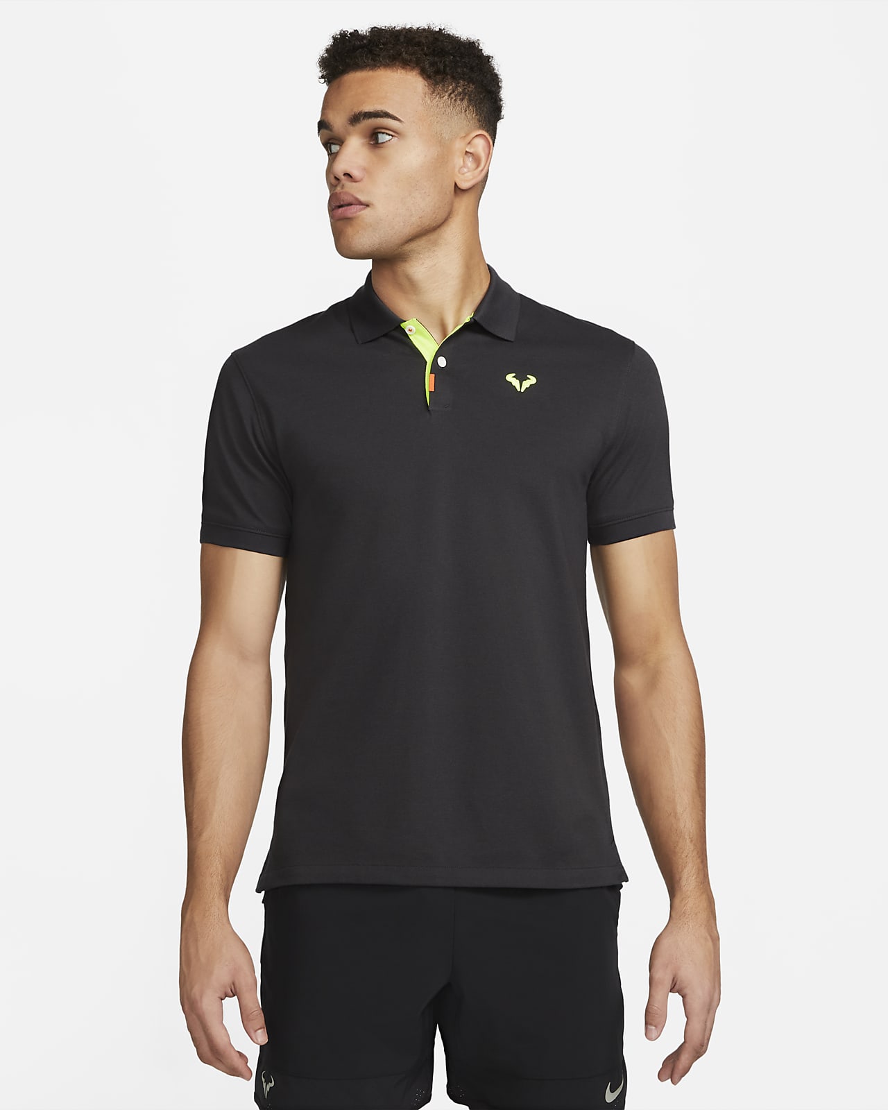 The Nike Polo Rafa Polo met aansluitende pasvorm voor heren
