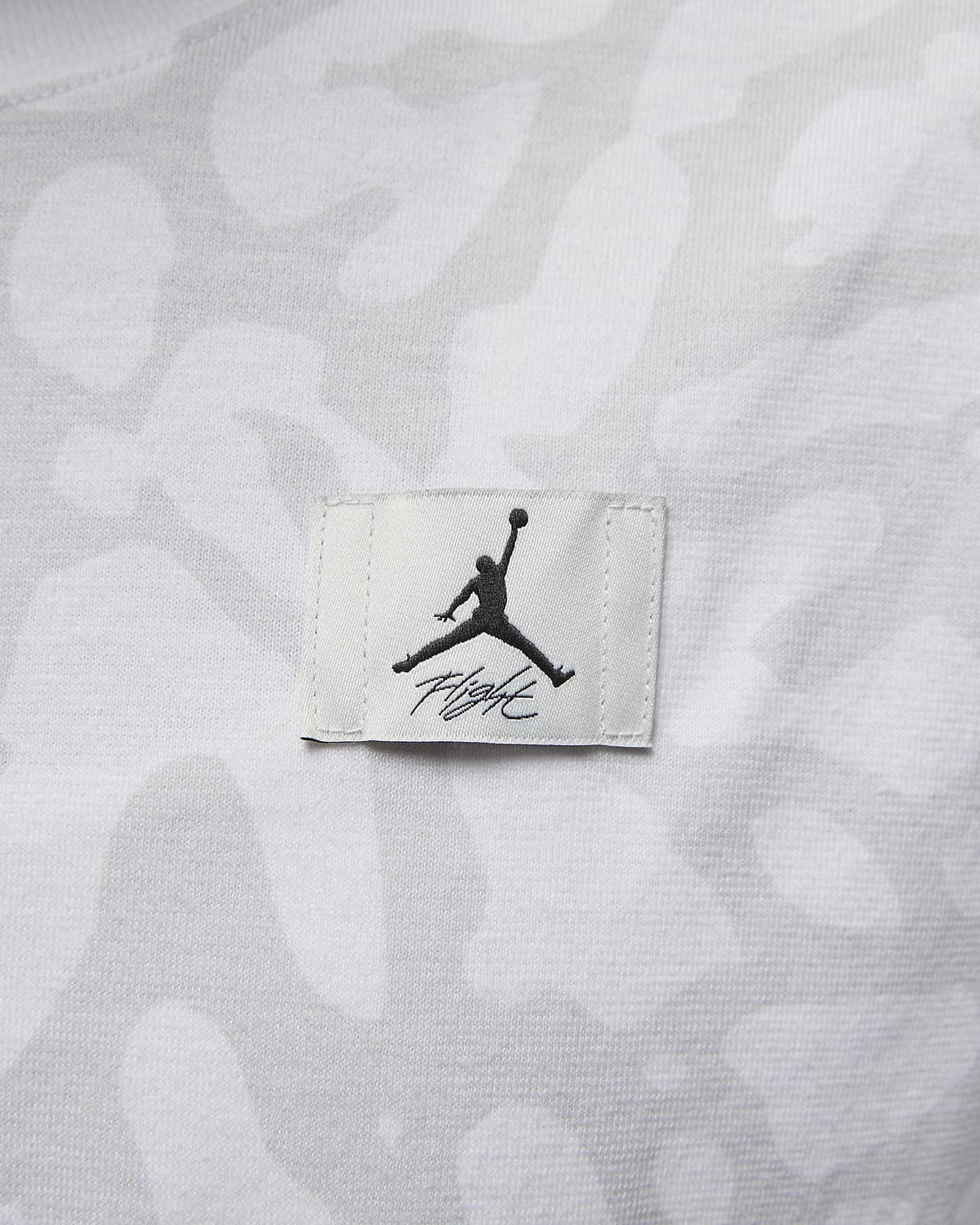 Jordan Cropped Graphic T-Shirt. Nike SA