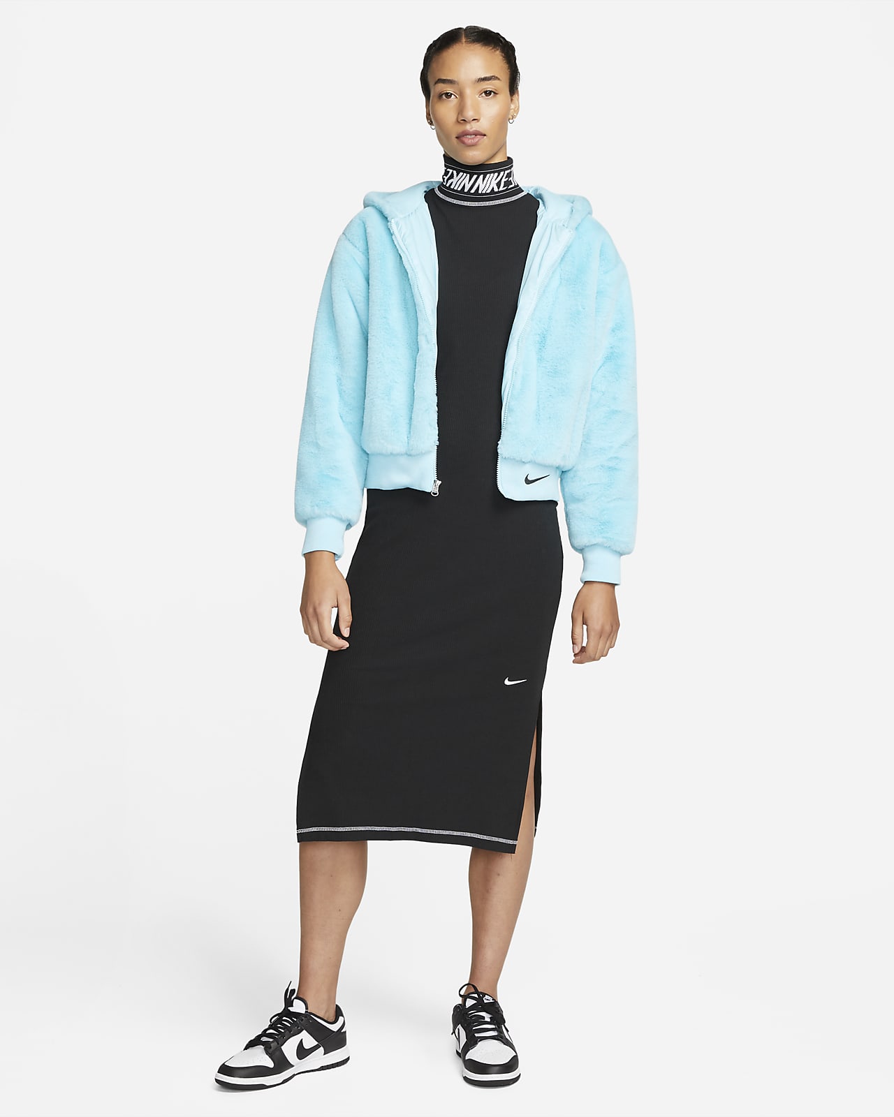 Chamarra de piel sintética para mujer Nike Sportswear Essential. Nike MX