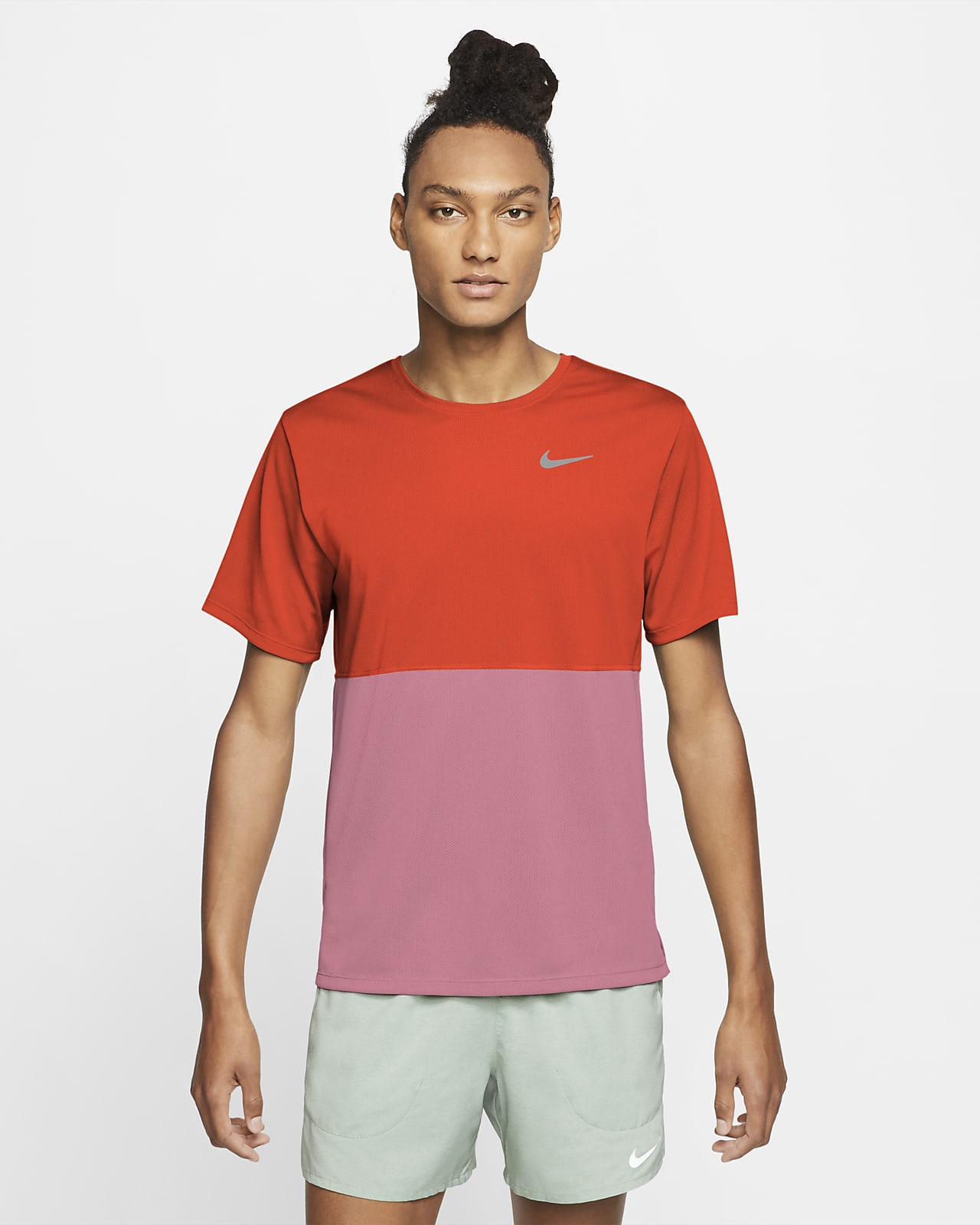 Nike Breathe Men's Running Top. Nike SG