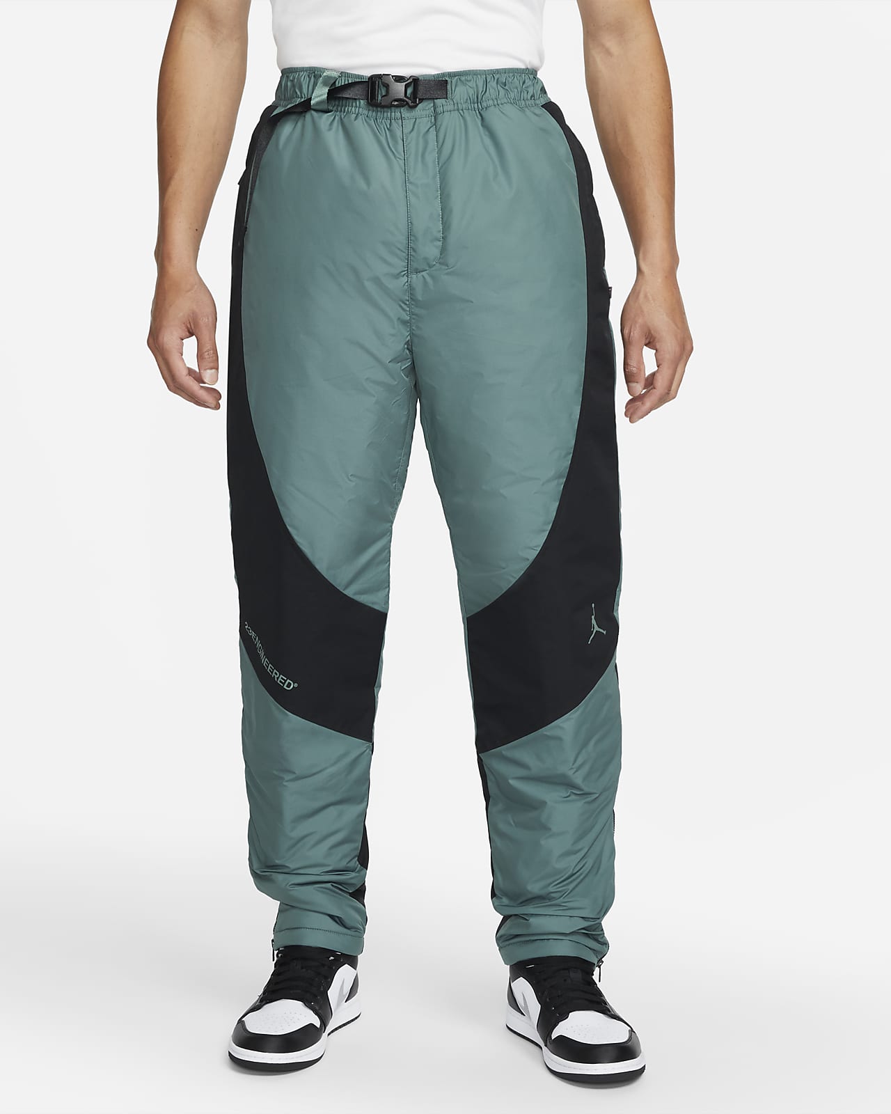 Woven Trousers. Nike LU
