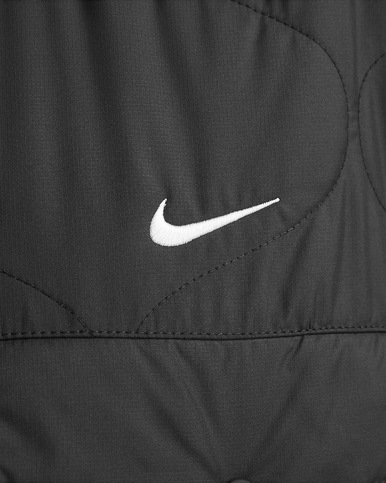 Promo Jaket Nike Women Sportswear Essential Woven Jacket Black - DM6182-010  - XS - Kota Tangerang - Sneakers Of Badass