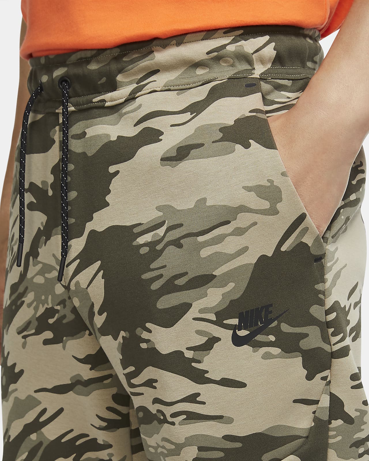 nike tech fleece printed camo