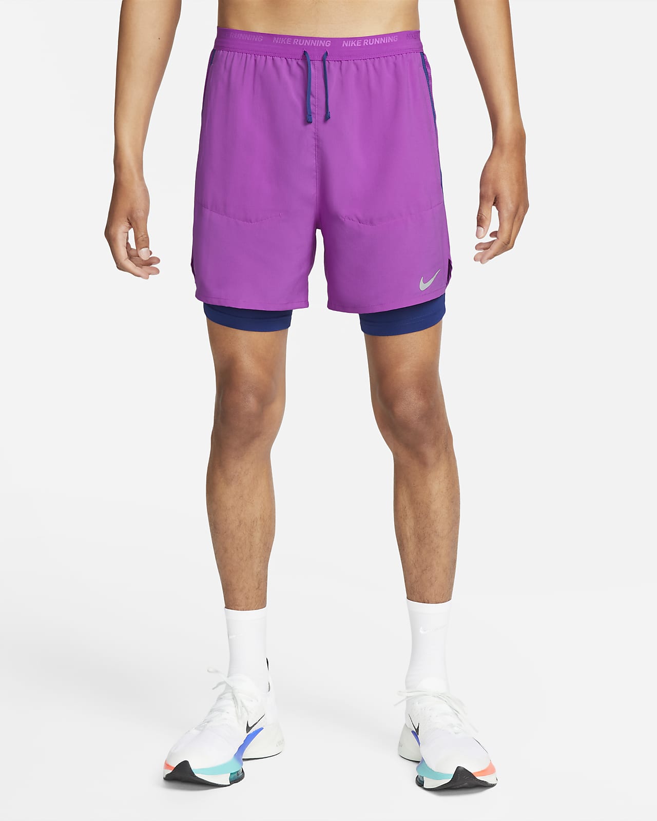 Shorts de running 2 en 1 de 13 cm para hombre Nike Dri-FIT Stride. Nike.com