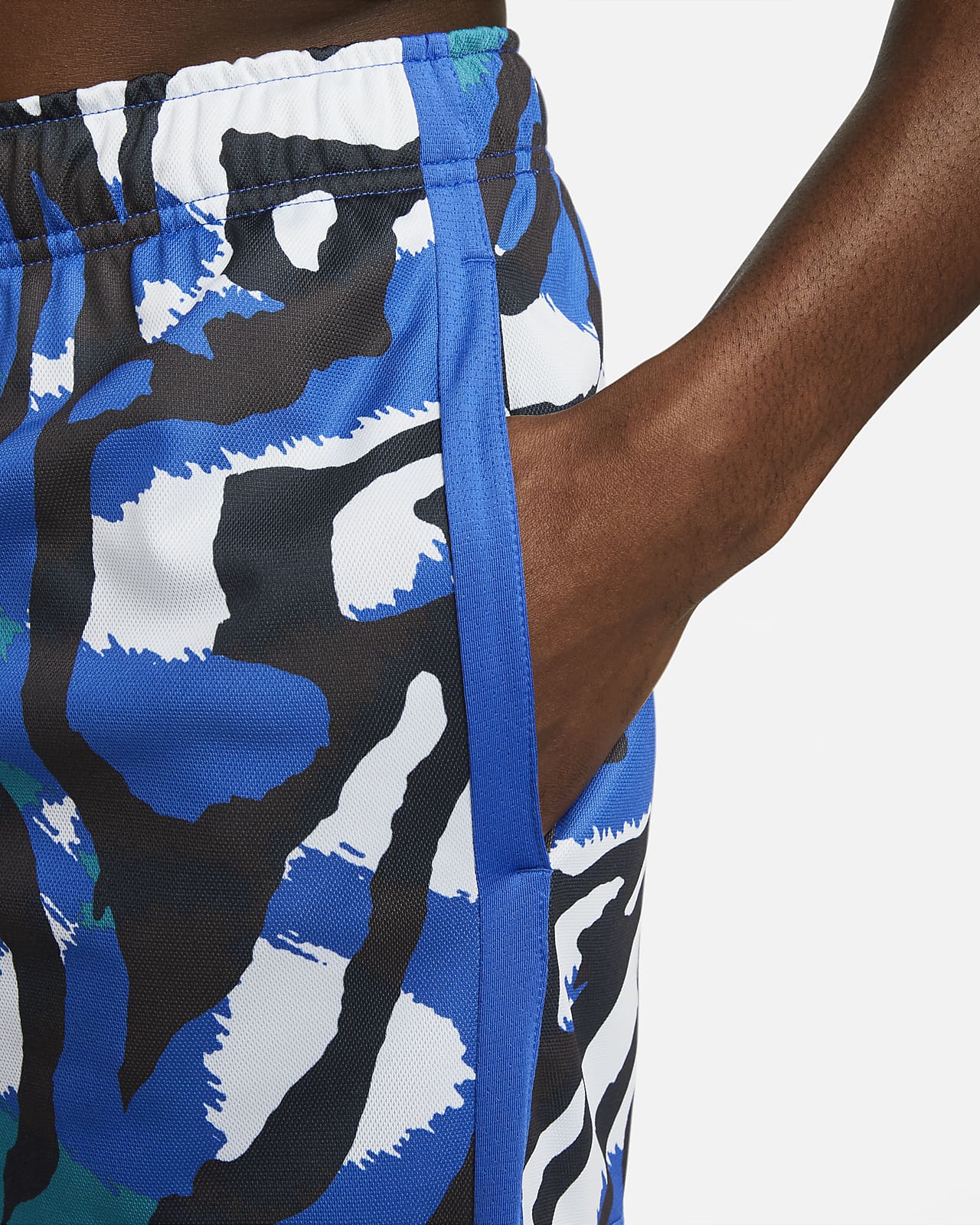 Nike DriFIT Sport Clash Men's Training Shorts. Nike SG