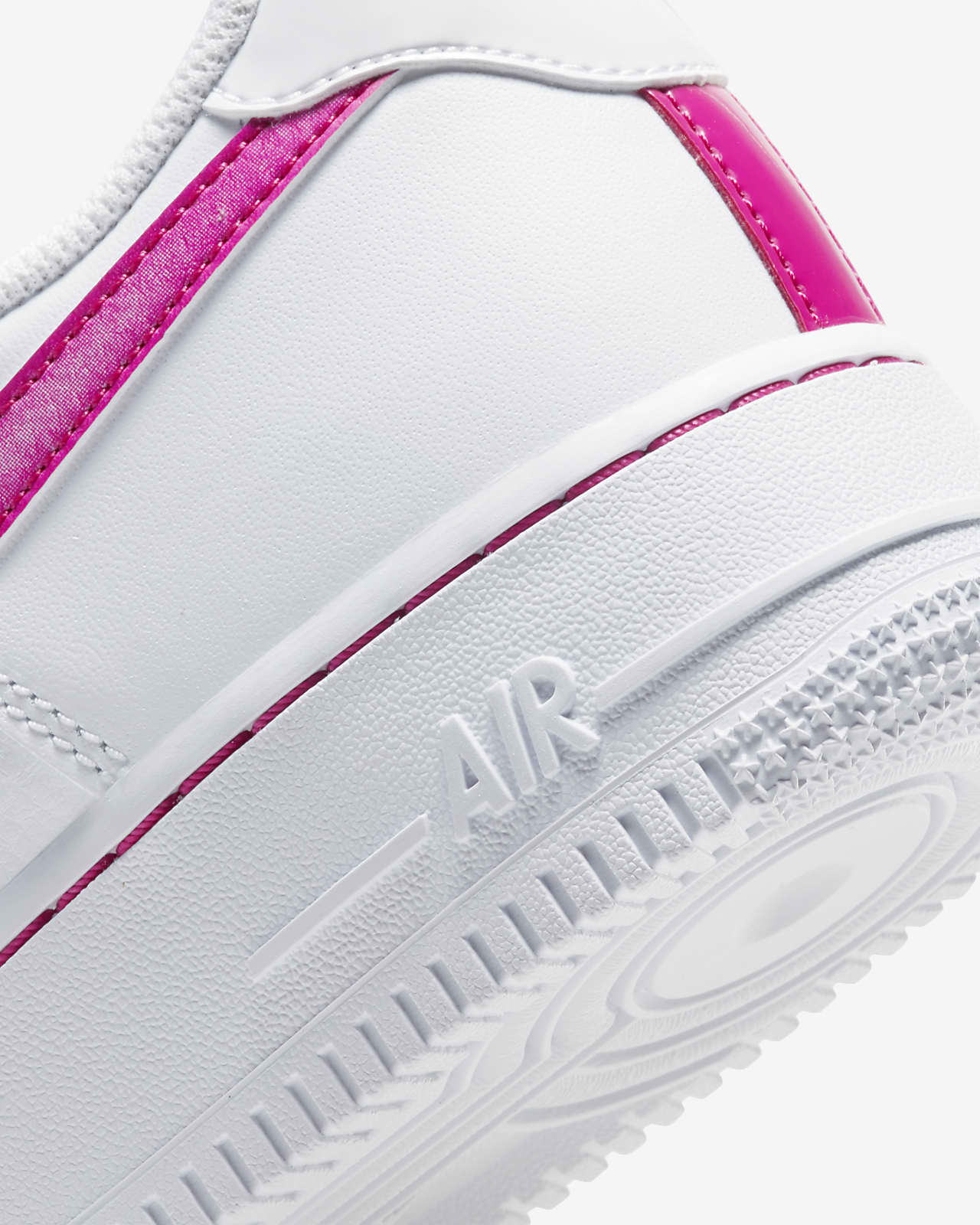 nike air force 1 07 womens red