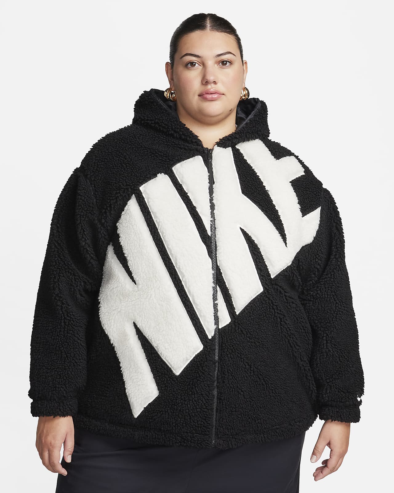 Nike Sportswear Logolu Uzun Tüylü Fleece Kadın Ceketi (Büyük Beden)