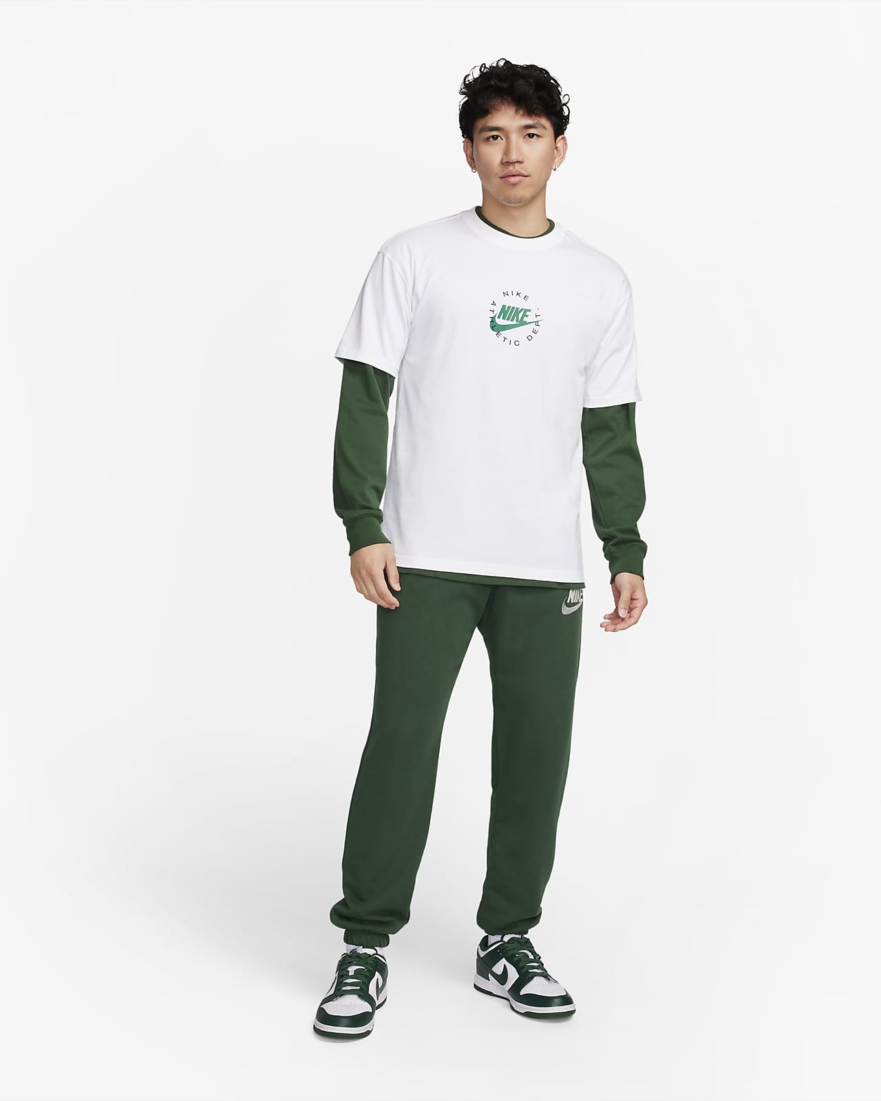 新品未使用 NIKE スポーツウェア