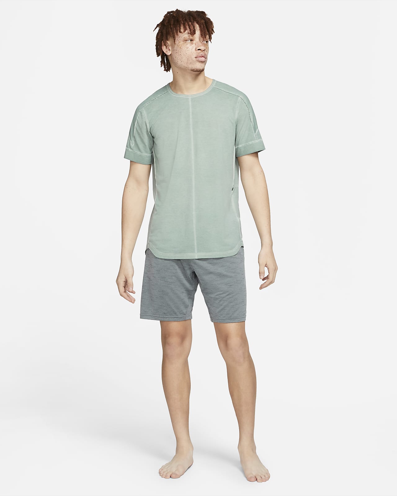 Nike公式 ナイキ ヨガ メンズ ショートスリーブ スペシャルティダイド トップ オンラインストア 通販サイト