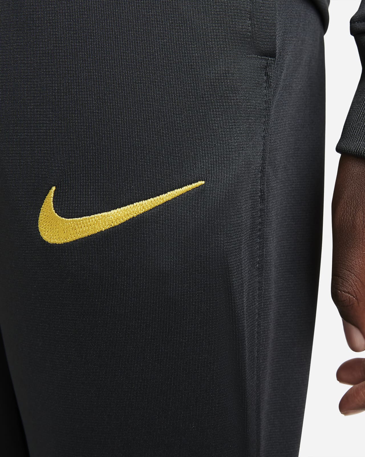 survet nike dri fit