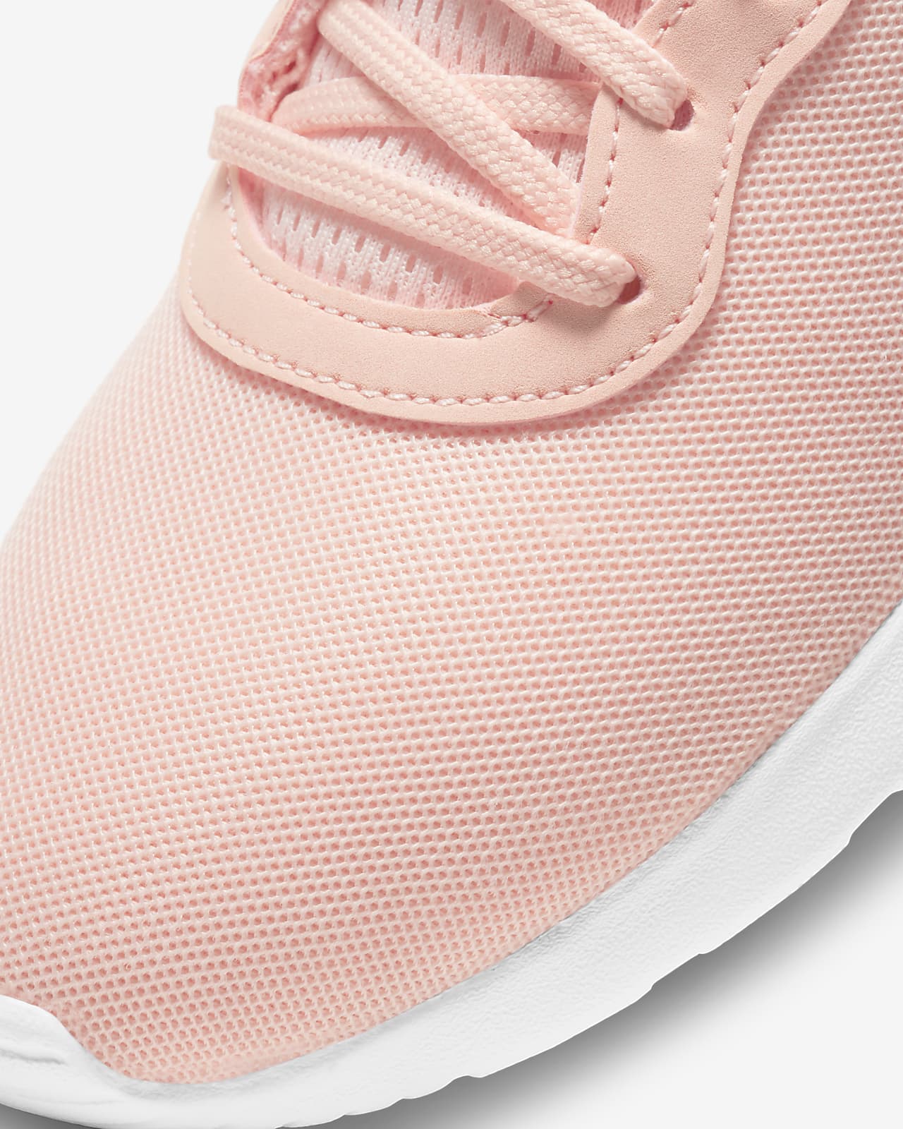 chaussure nike tanjun femme