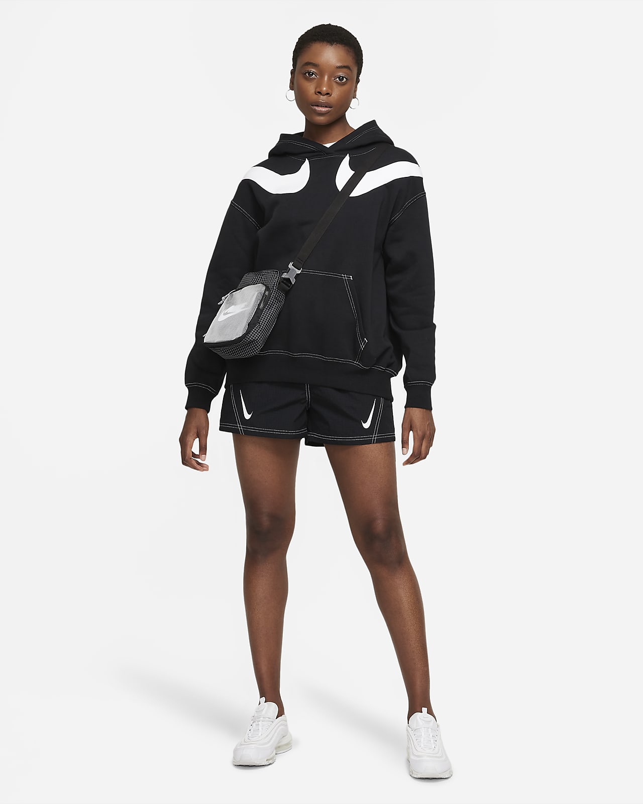 Nike Sportswear Swoosh Pantalón corto - Mujer. Nike ES