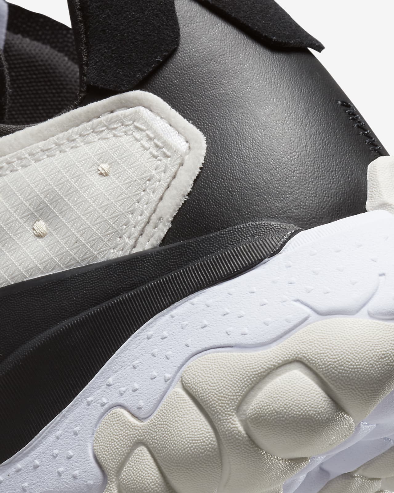 Jordan Delta 2 Women's Shoe. Nike GB