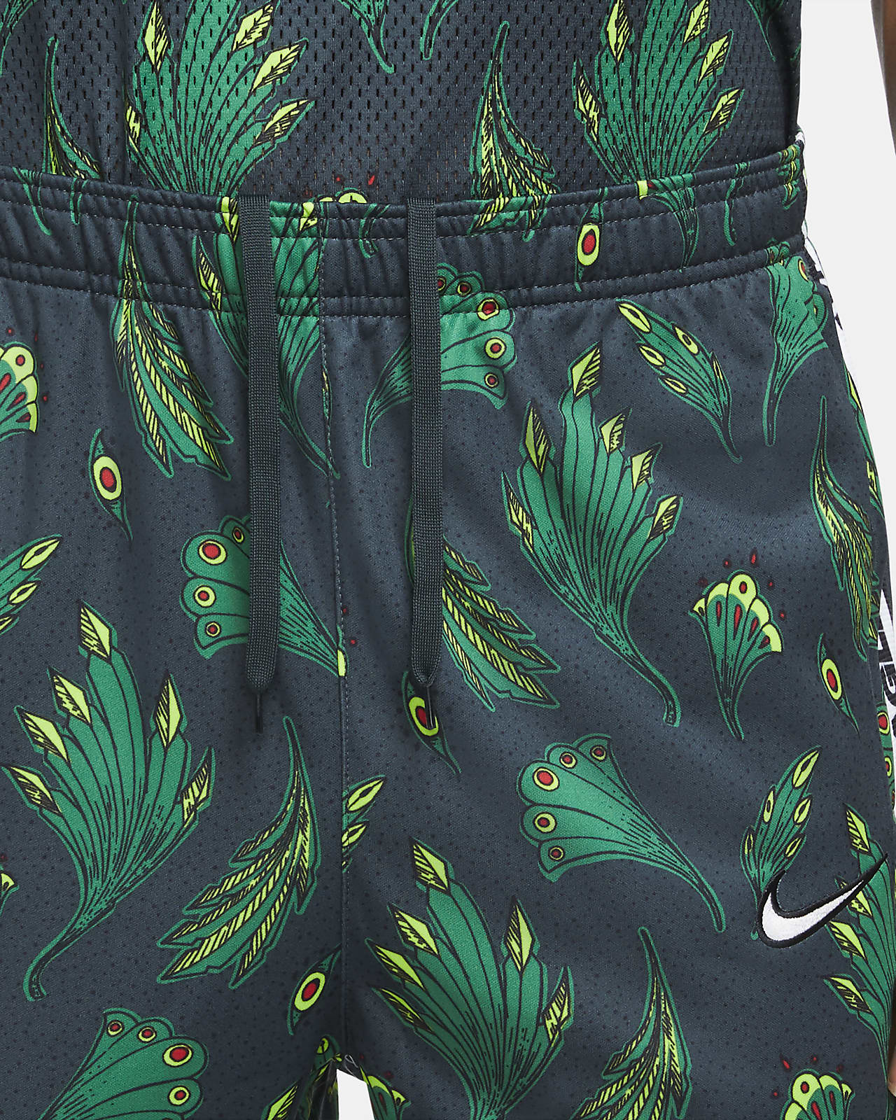 nike green bottoms