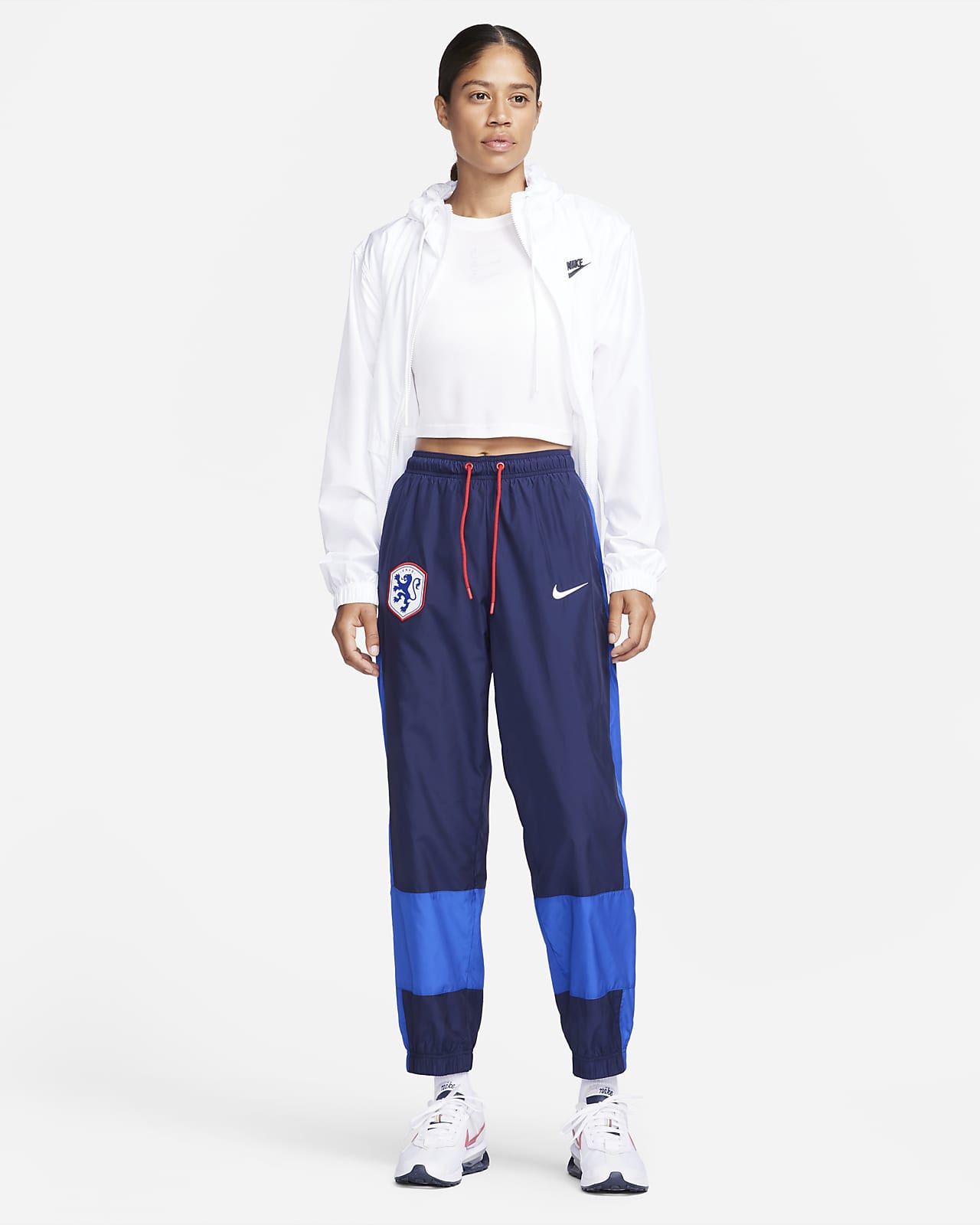 Netherlands Repel Essential Women's Nike Mid-Rise Joggers. Nike NL