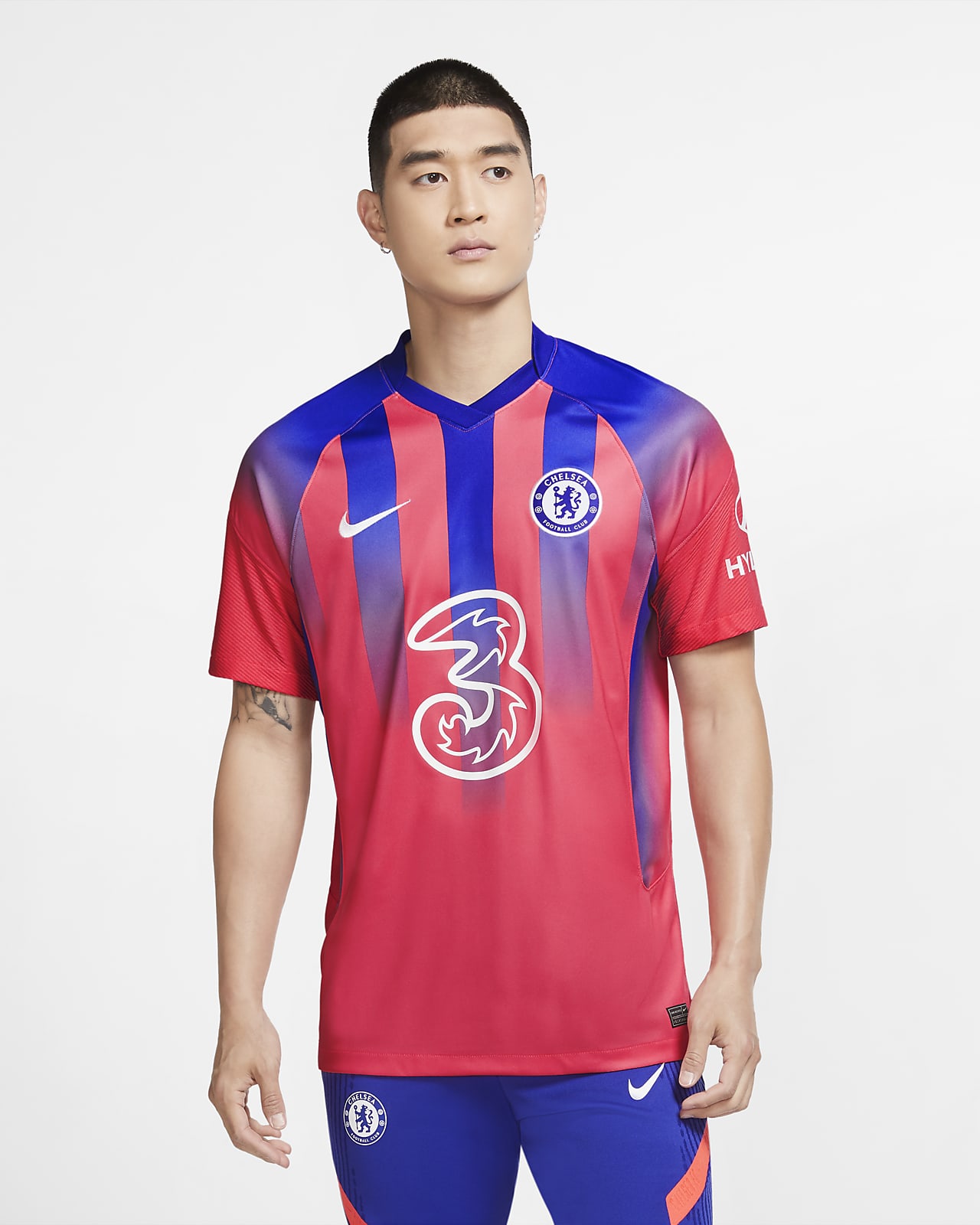 nike chelsea top