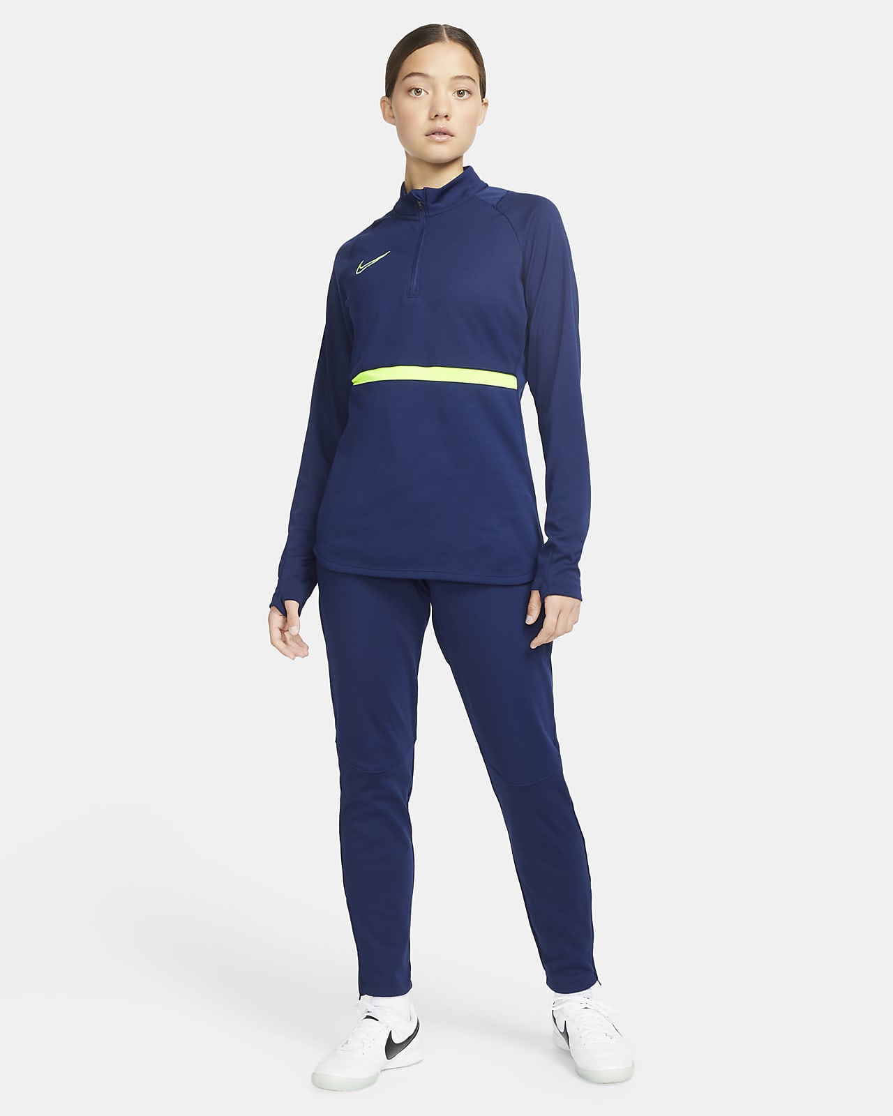Nike Dri-Fit Women's Blue Soccer Jersey Size Medium 893965-480
