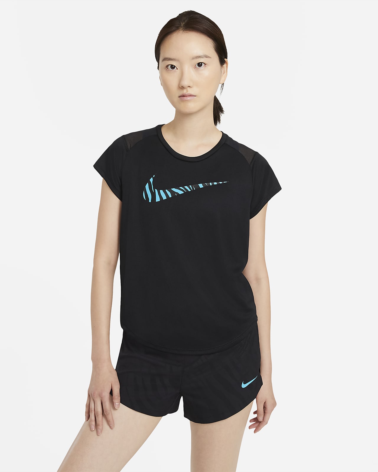 nike running icon clash