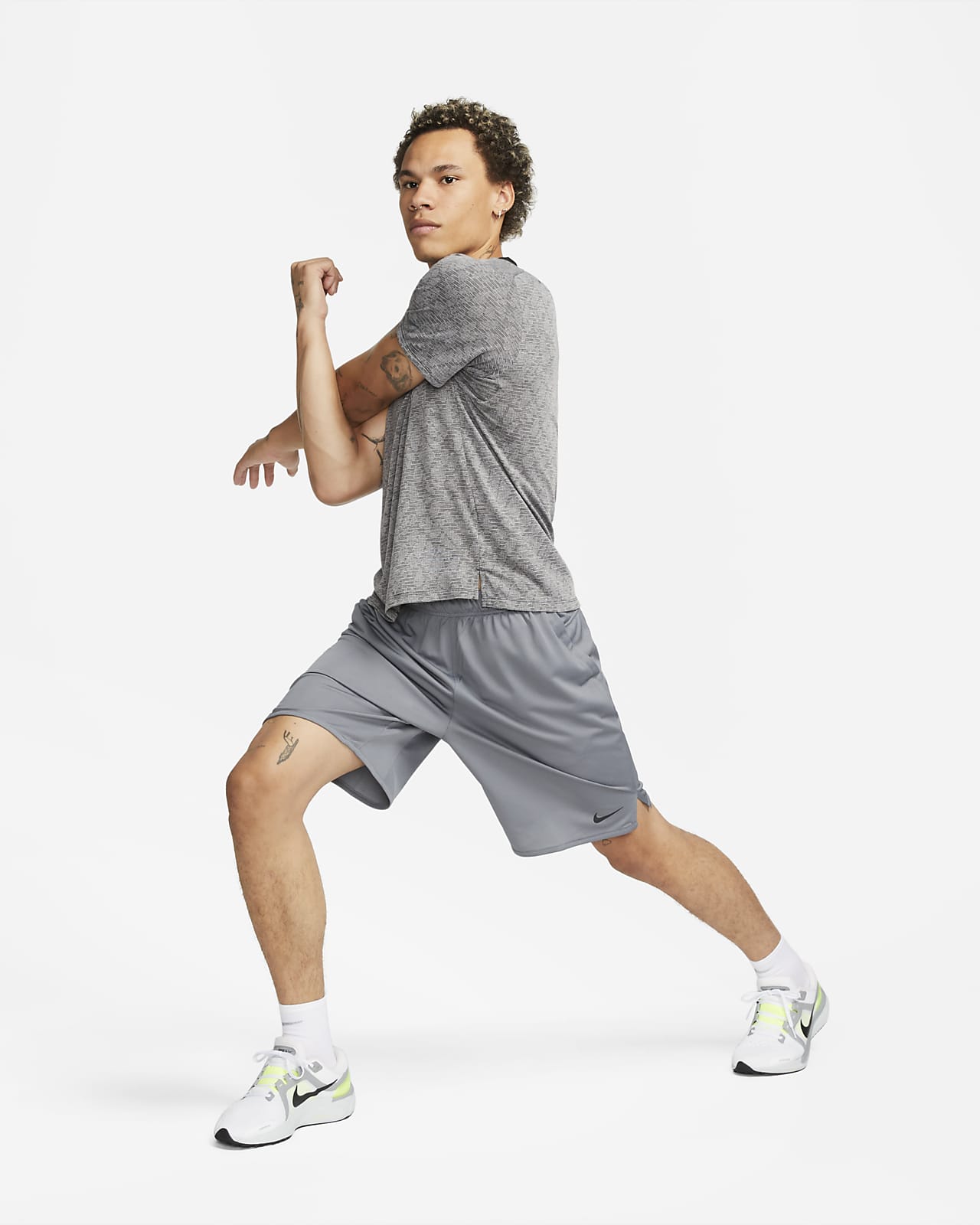 Short nike course online a pied