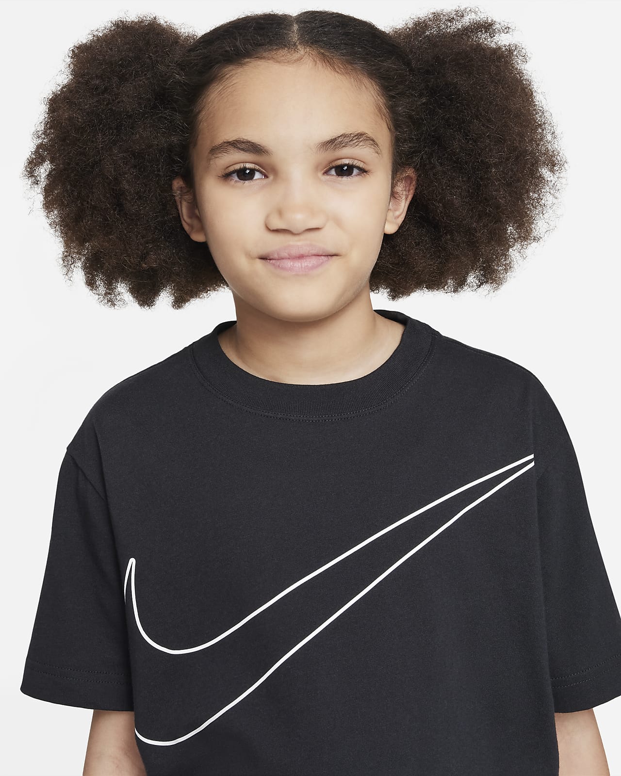 Nike Sportswear Older Kids' (girls') T-shirt. Nike Ae