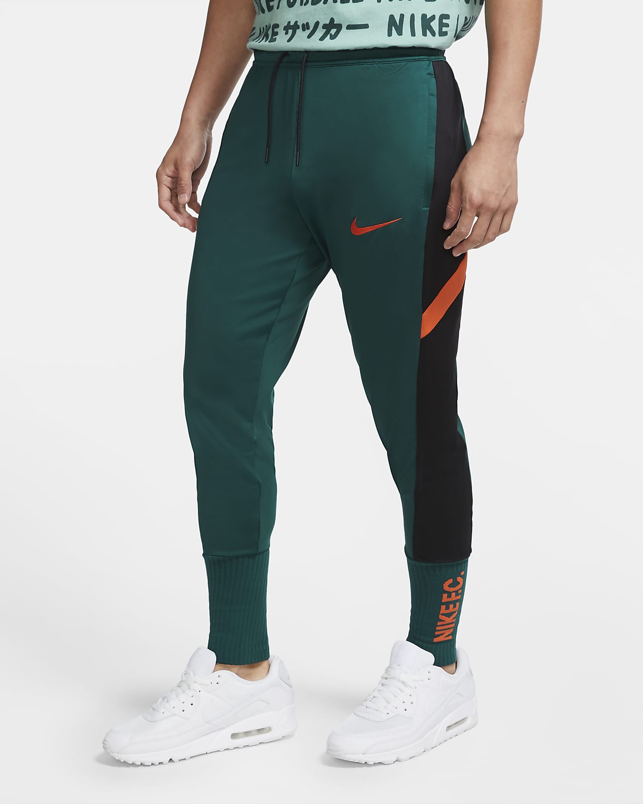 Pantaloni da calcio con risvolto in maglia Nike F.C. - Uomo. Nike IT