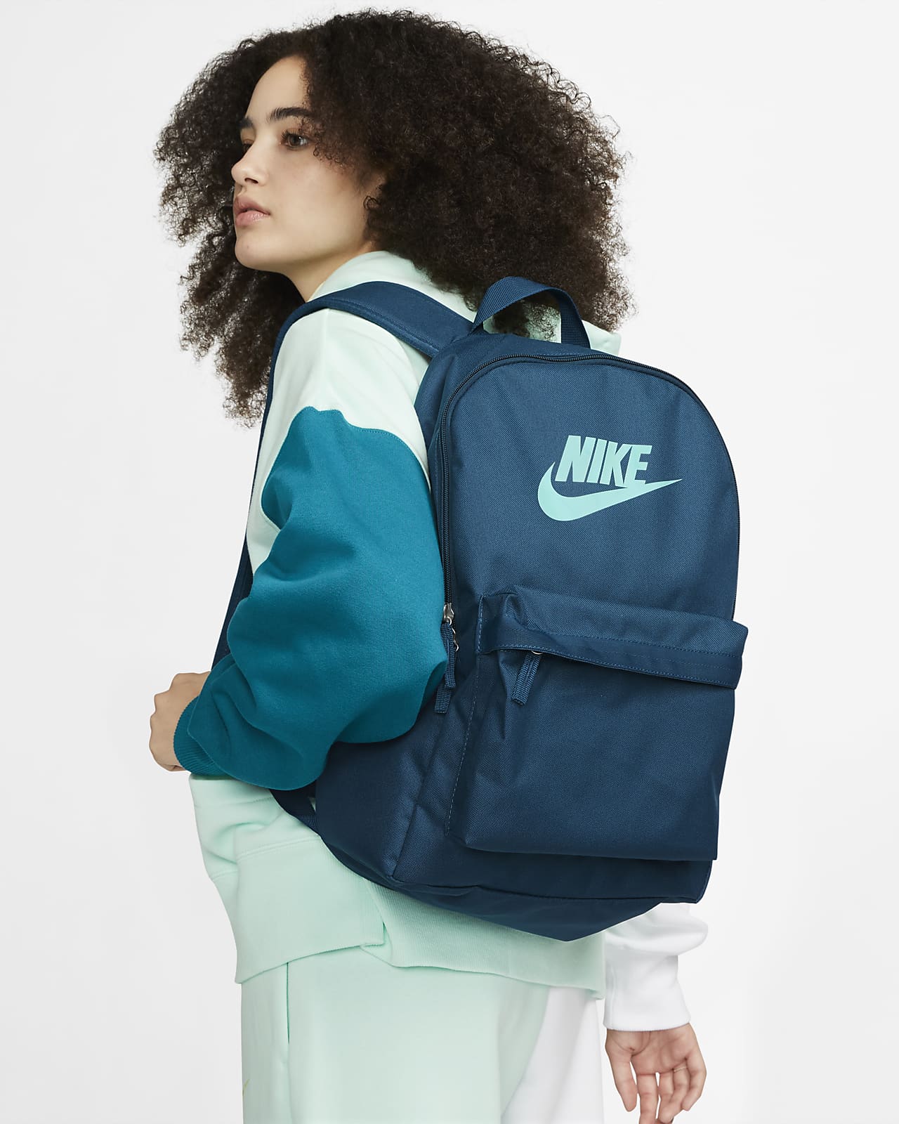 Nike 25 litre backpack clearance