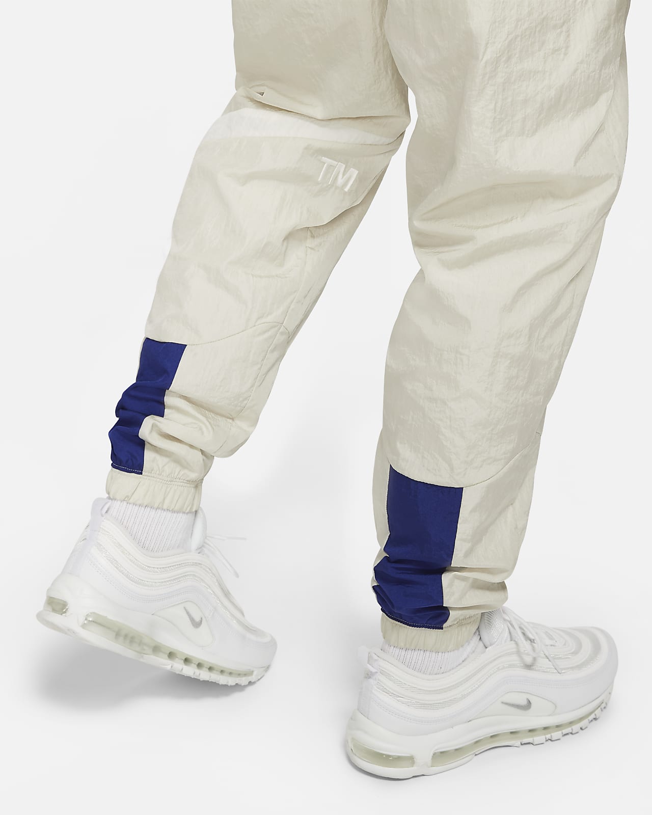 Nike Sportswear Swoosh Men's Woven Lined Trousers. Nike AE