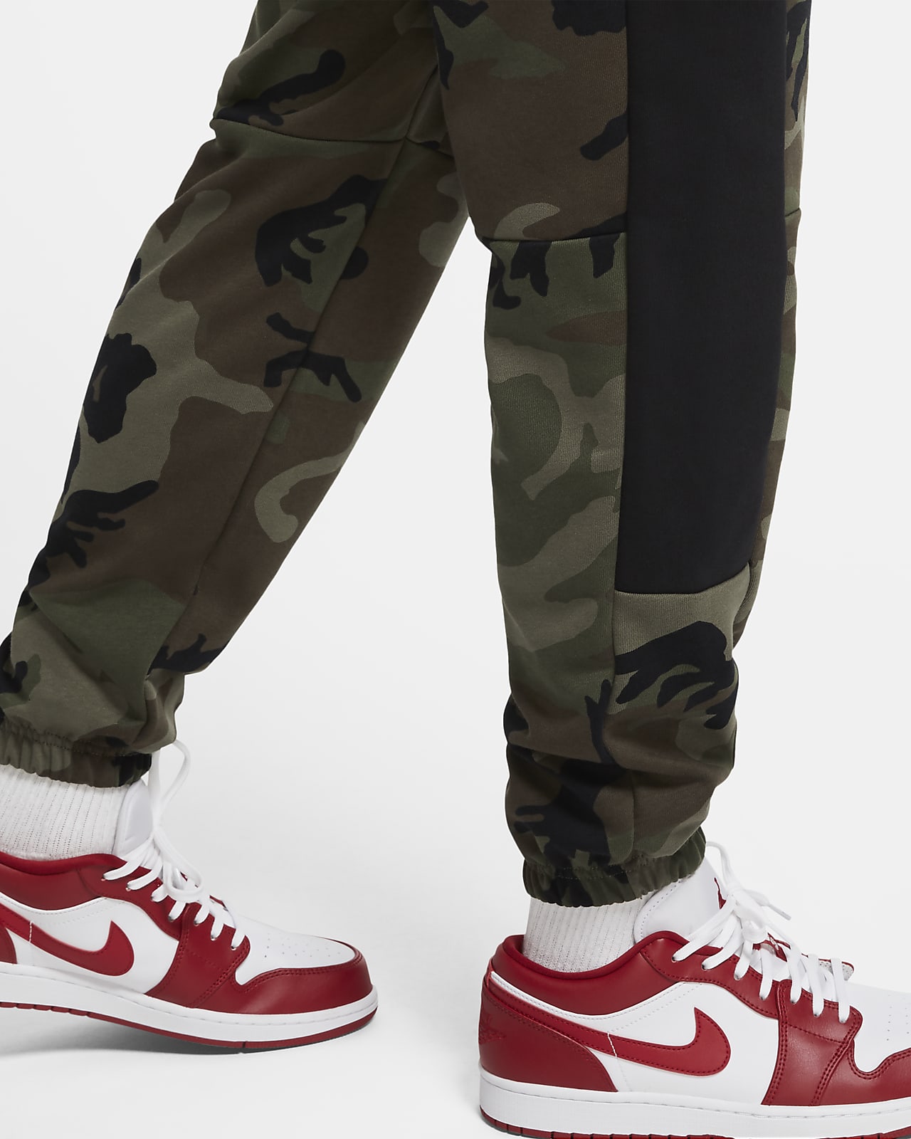 Camo Fleece Trousers. Nike ID