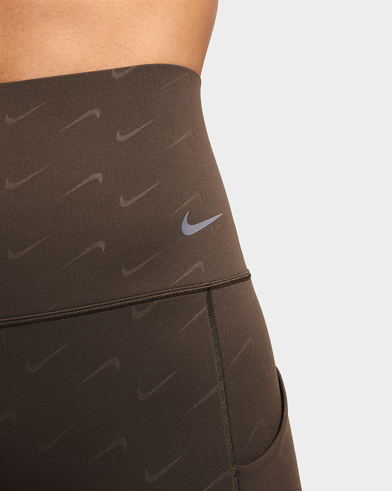 Nike Universa Medium Support High Waist 7/8 Leggings in Violet Dust/Black