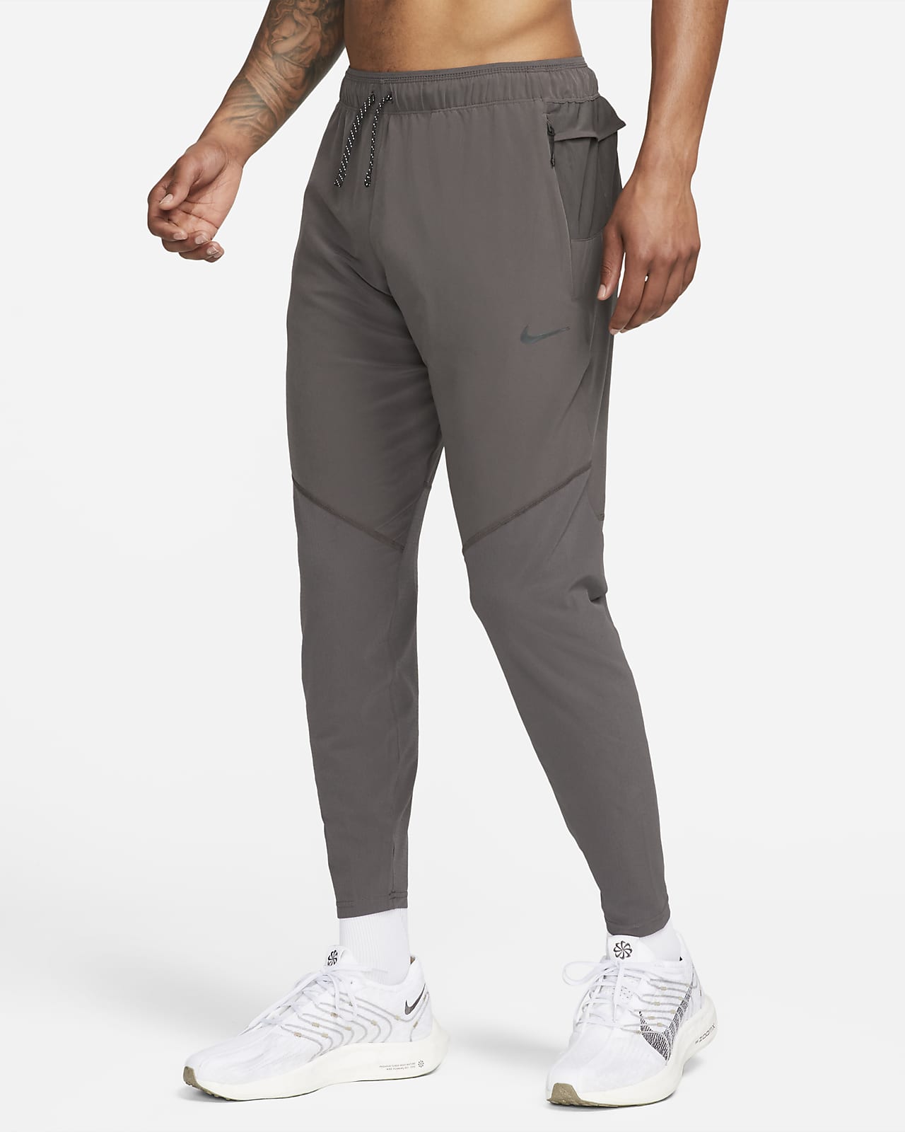 Nike Dri-Fit Trouser pants, Men's Fashion, Bottoms, Trousers on Carousell