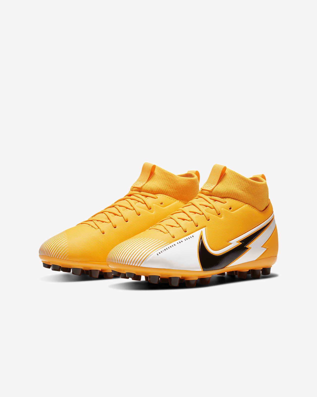 crampons nike enfant