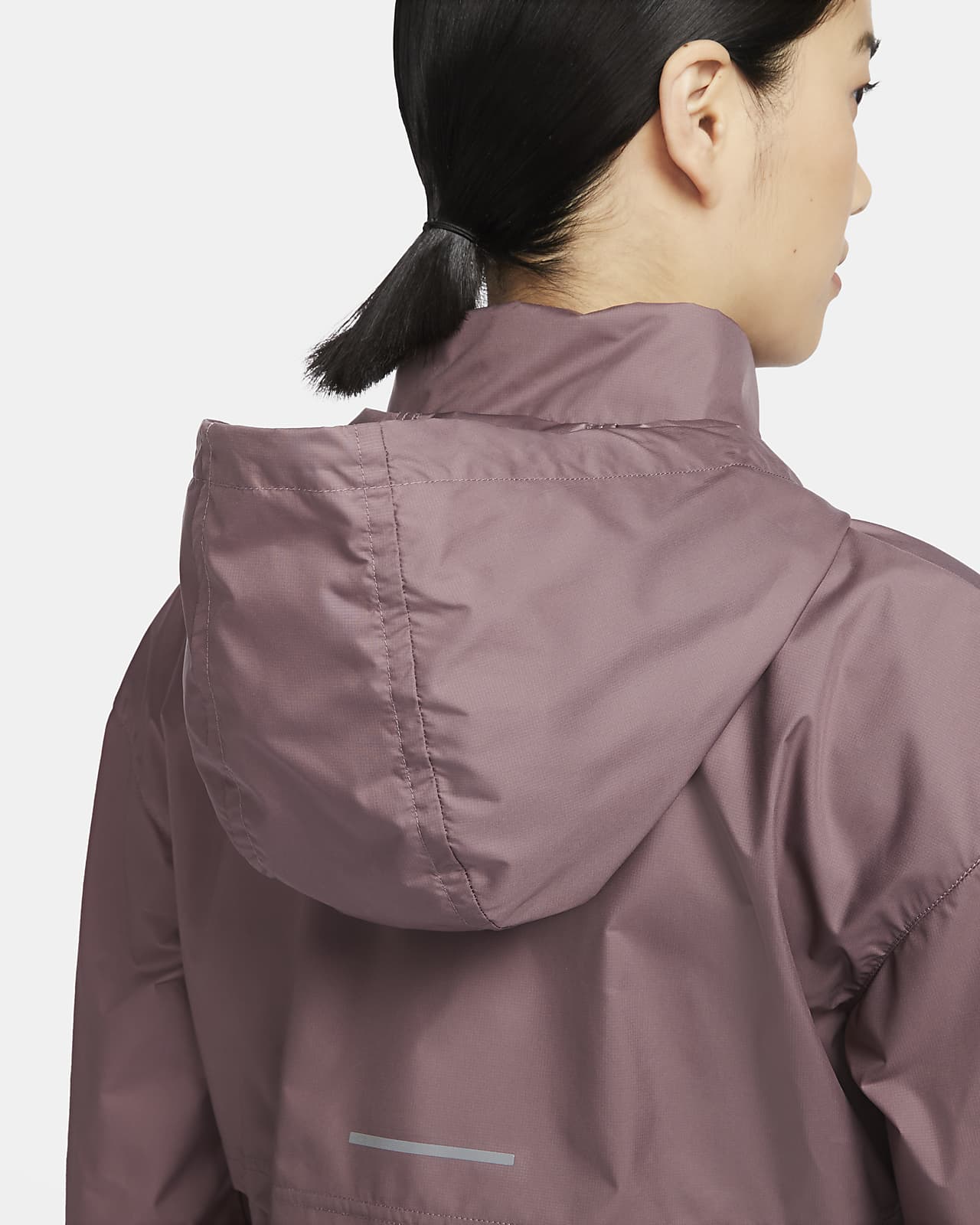 【ナイキ公式】ファスト レペル ウィメンズ ランニングジャケット パープル ウィメンズ S Nike FAST Repel Women's Running Jacket