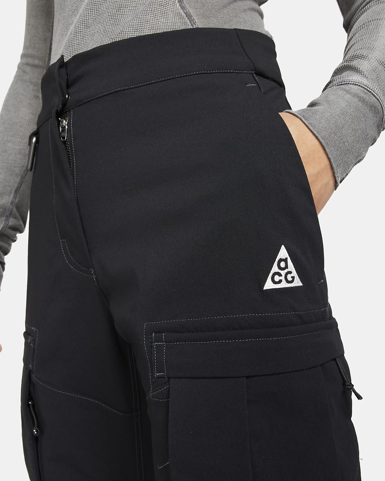 nike acg deploy cargos