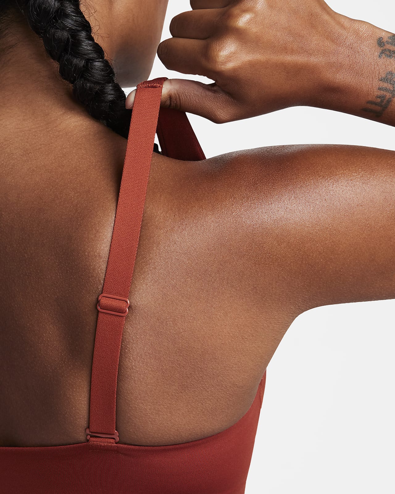 Nike Indy Plunge Cutout Bra - XL - BANDIER  Cutout bra, Padded sports bra,  Cut out design