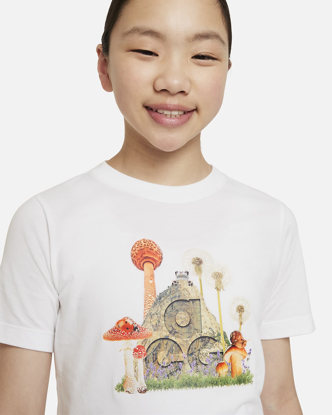 Nike Dri-FIT ACG Older Kids' T-Shirt. Nike ID