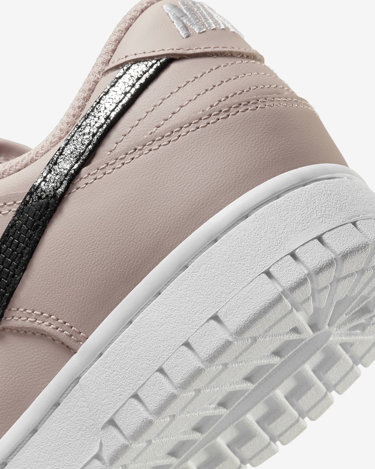 Scarpa Nike Dunk Low SE - Donna. Nike IT