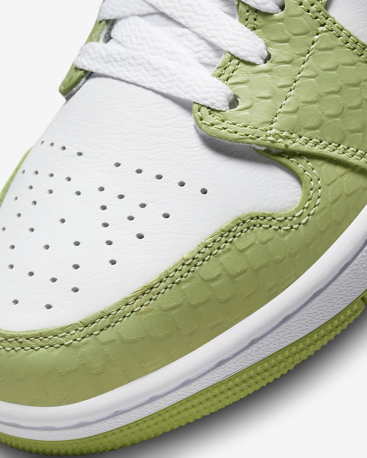 Air Jordan 1 Mid SE Women's Shoes. Nike JP