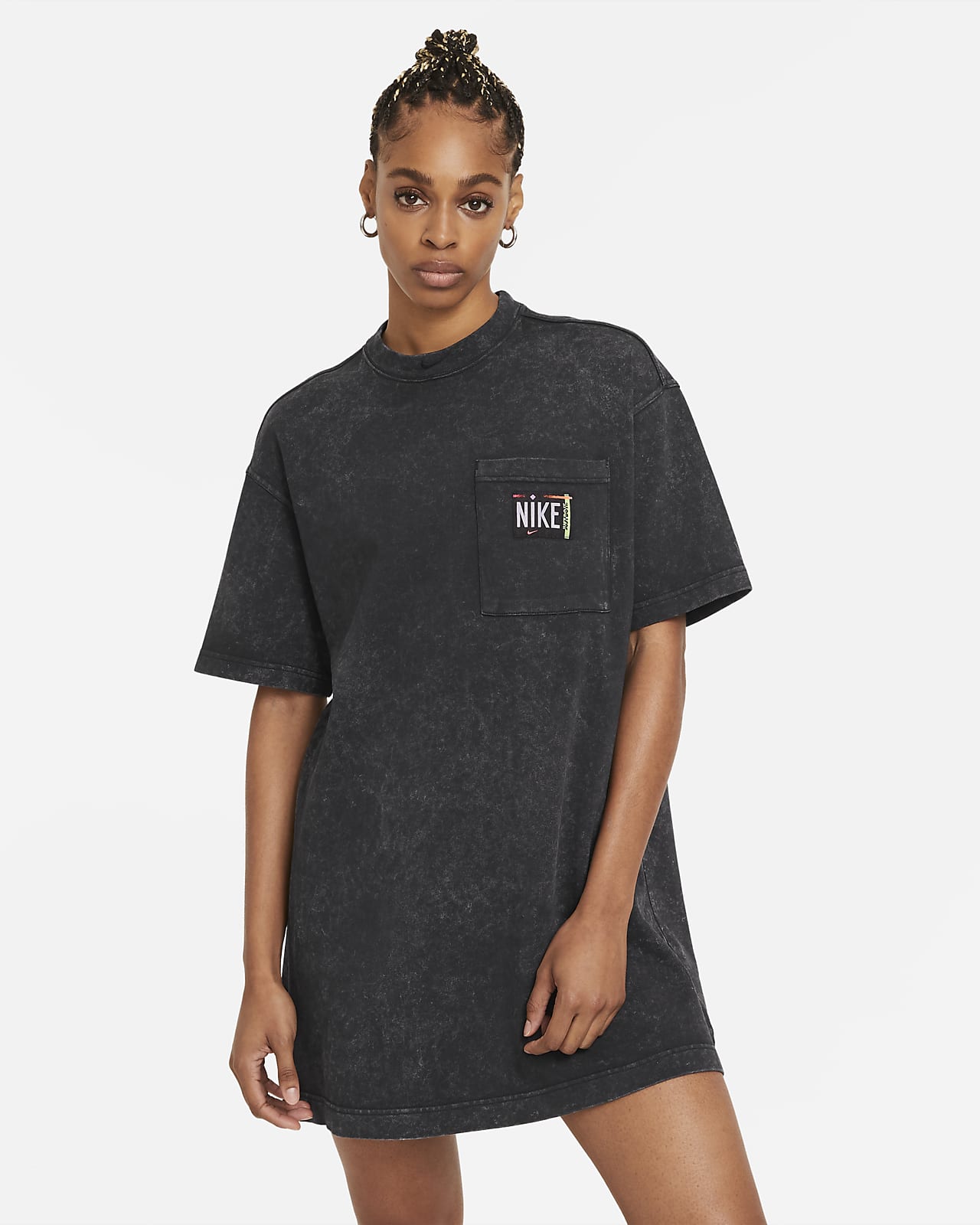 dress with nike sneakers