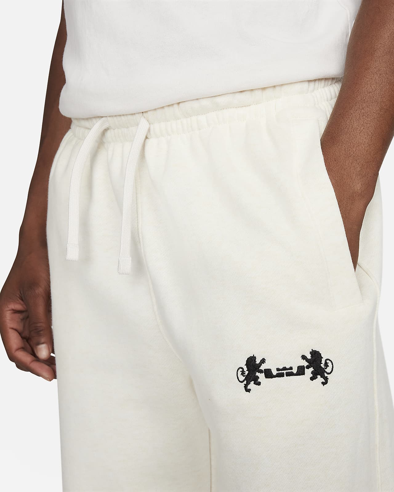 Lebron joggers hot sale pants